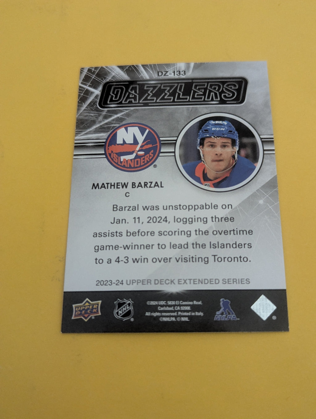 Mathew Barzal 23-24 Upper Deck Dazzlers Green Card