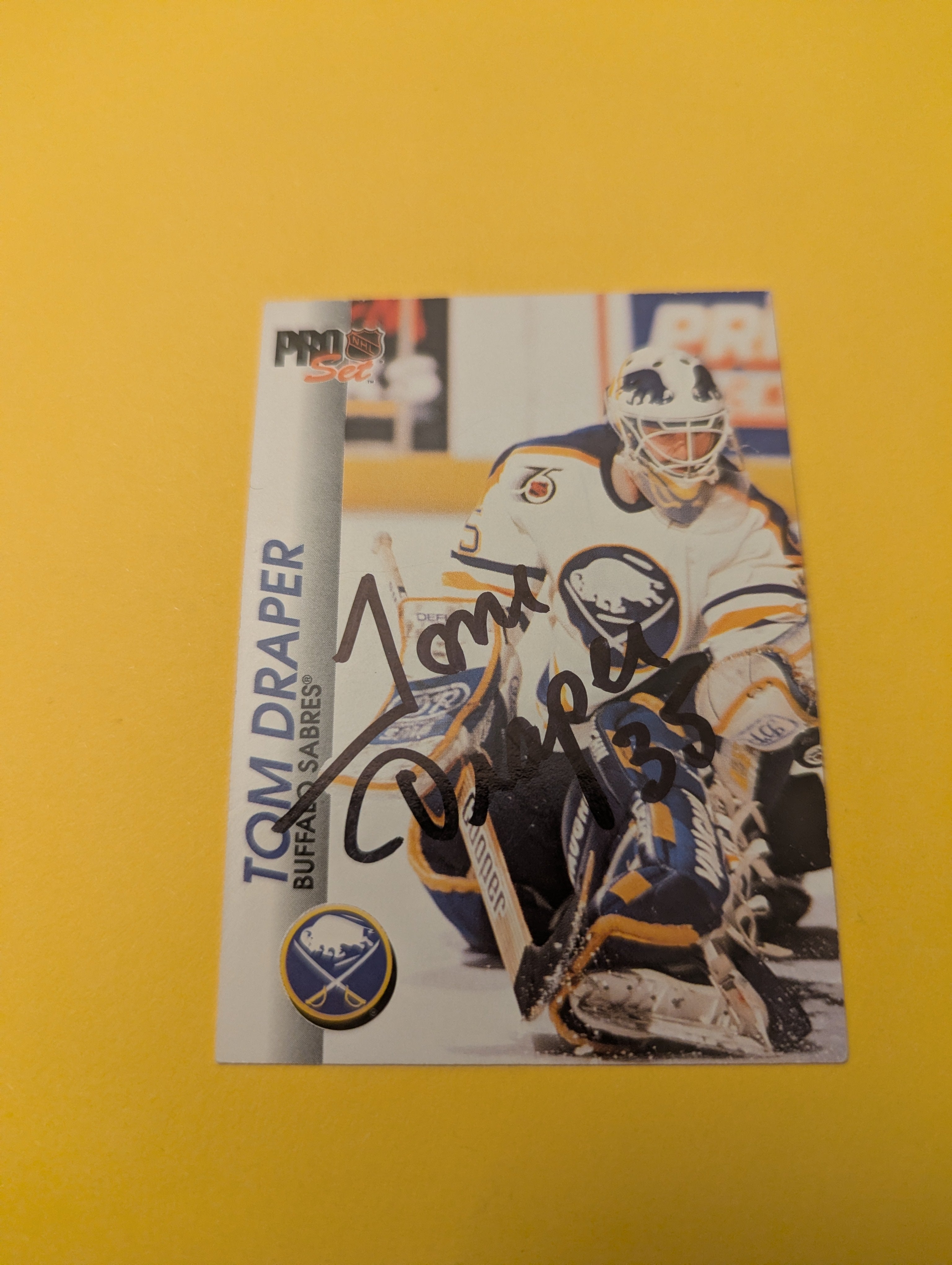 Tom Draper Signed Buffalo Sabres Card