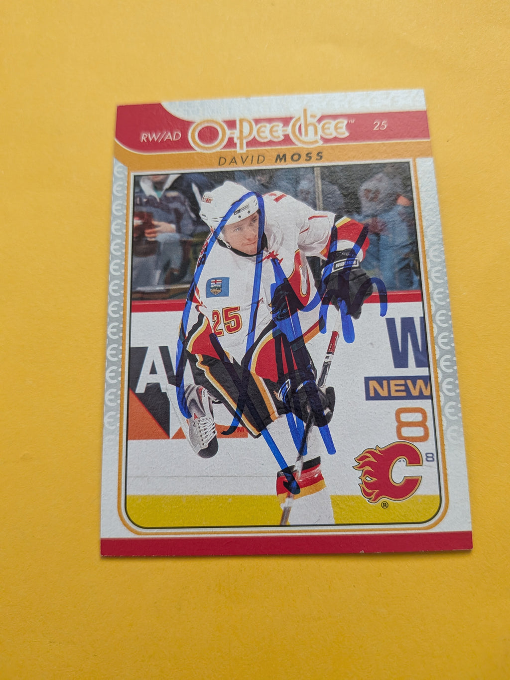 David Moss Signed Calgary Flames Card B