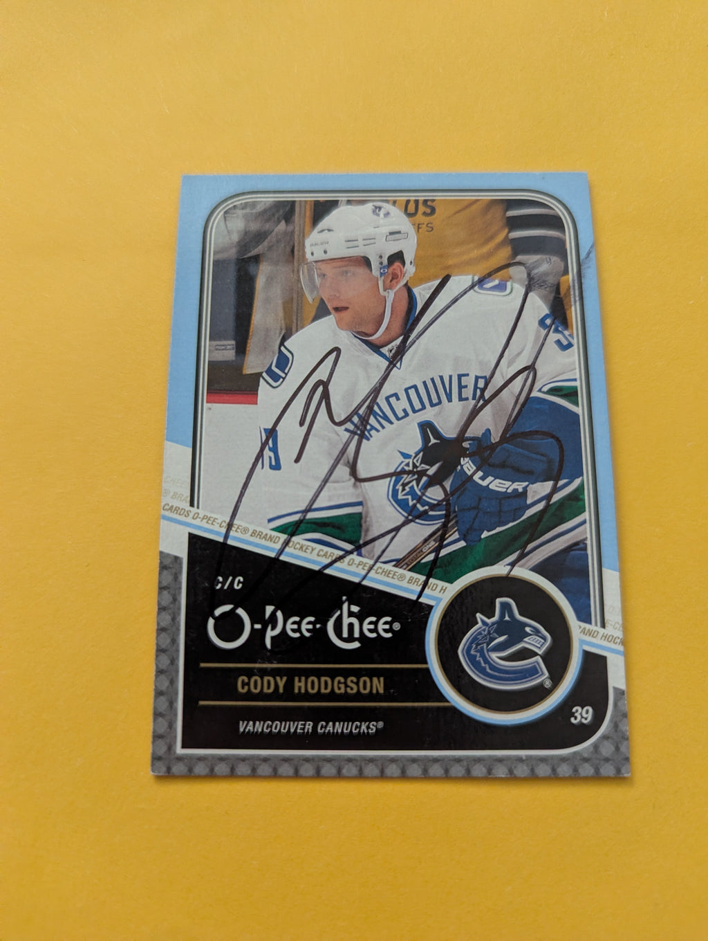 Cody Hodgson Signed Vancouver Canucks Card