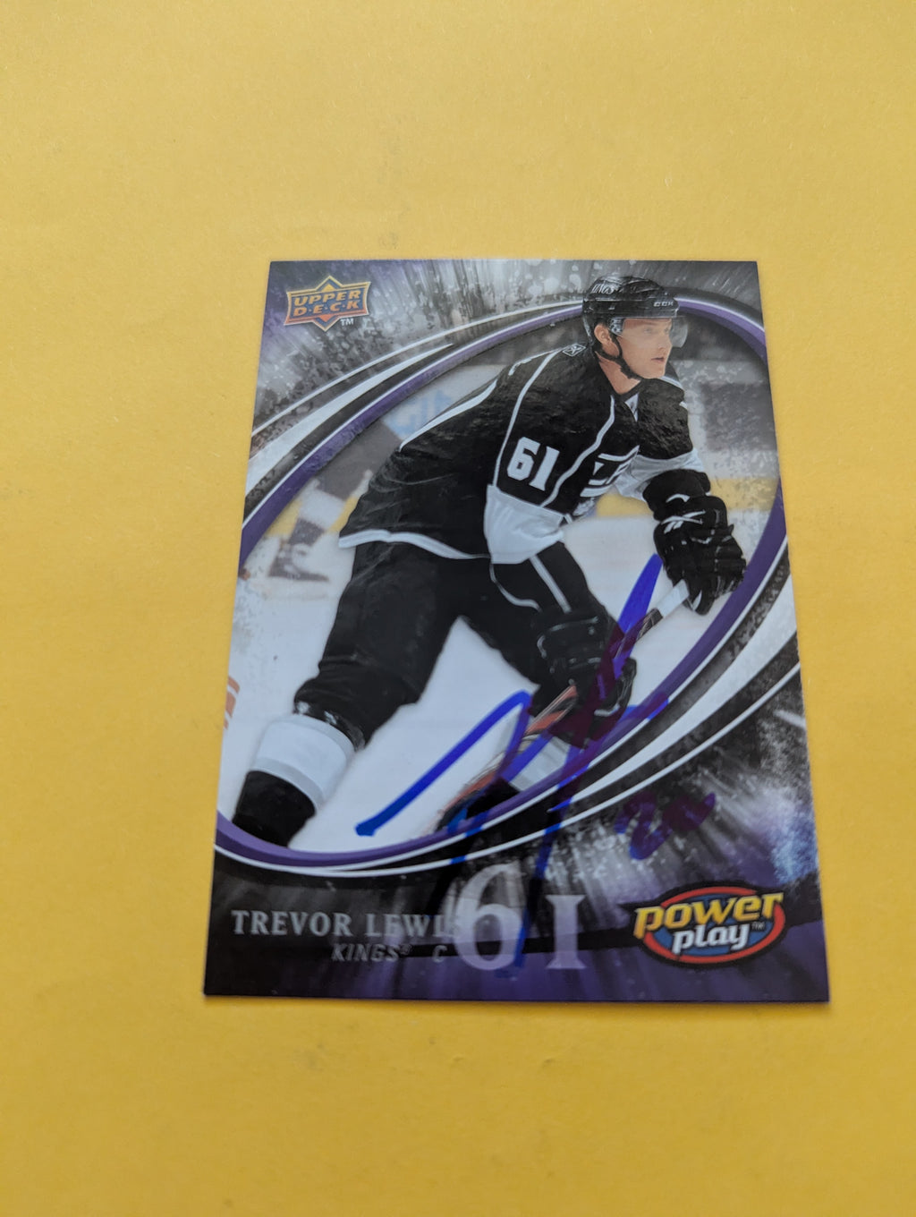 Trevor Lewis Signed Los Angeles Kings Rookie Card