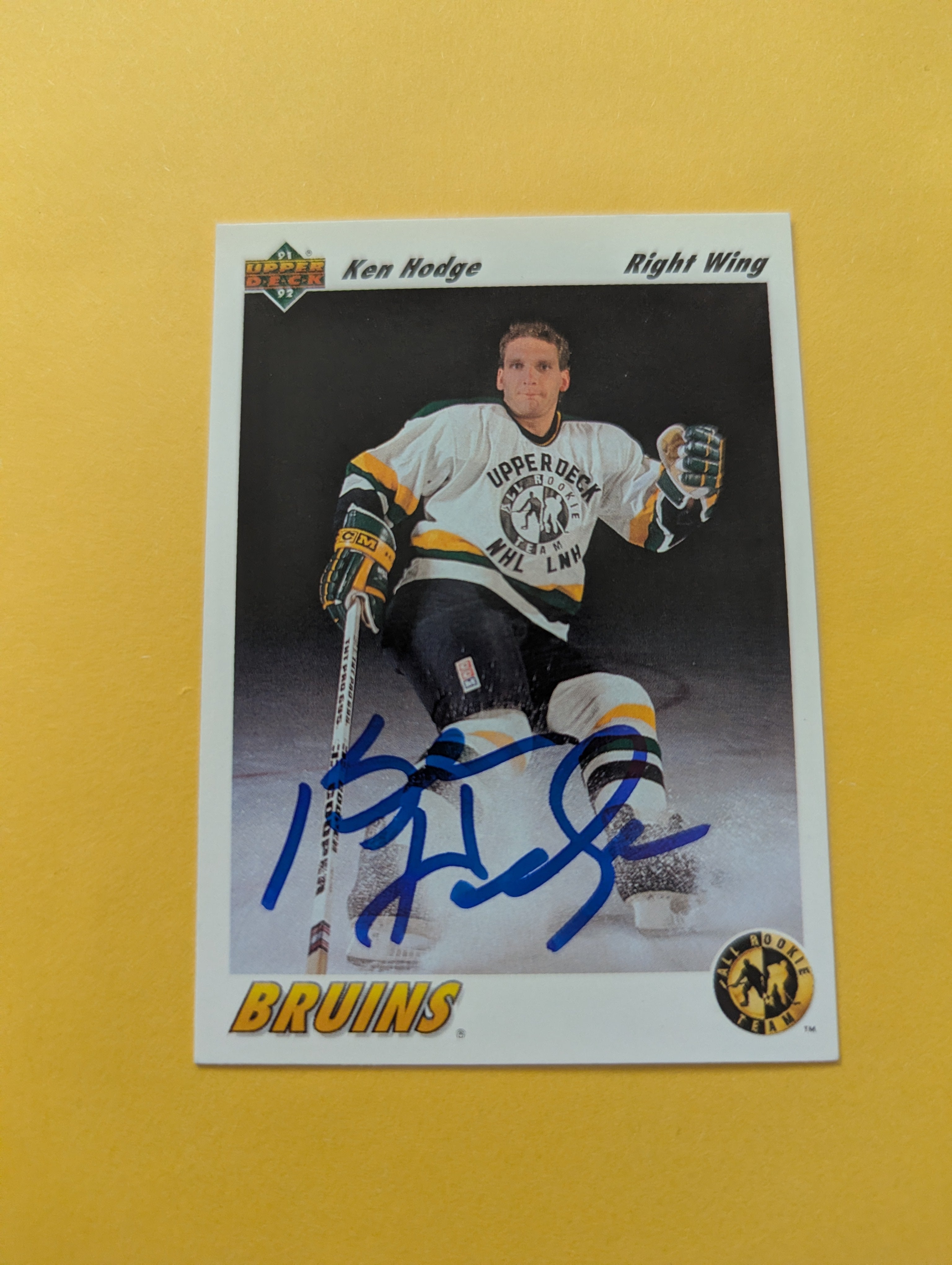 Ken Hodge Signed Boston Bruins Card