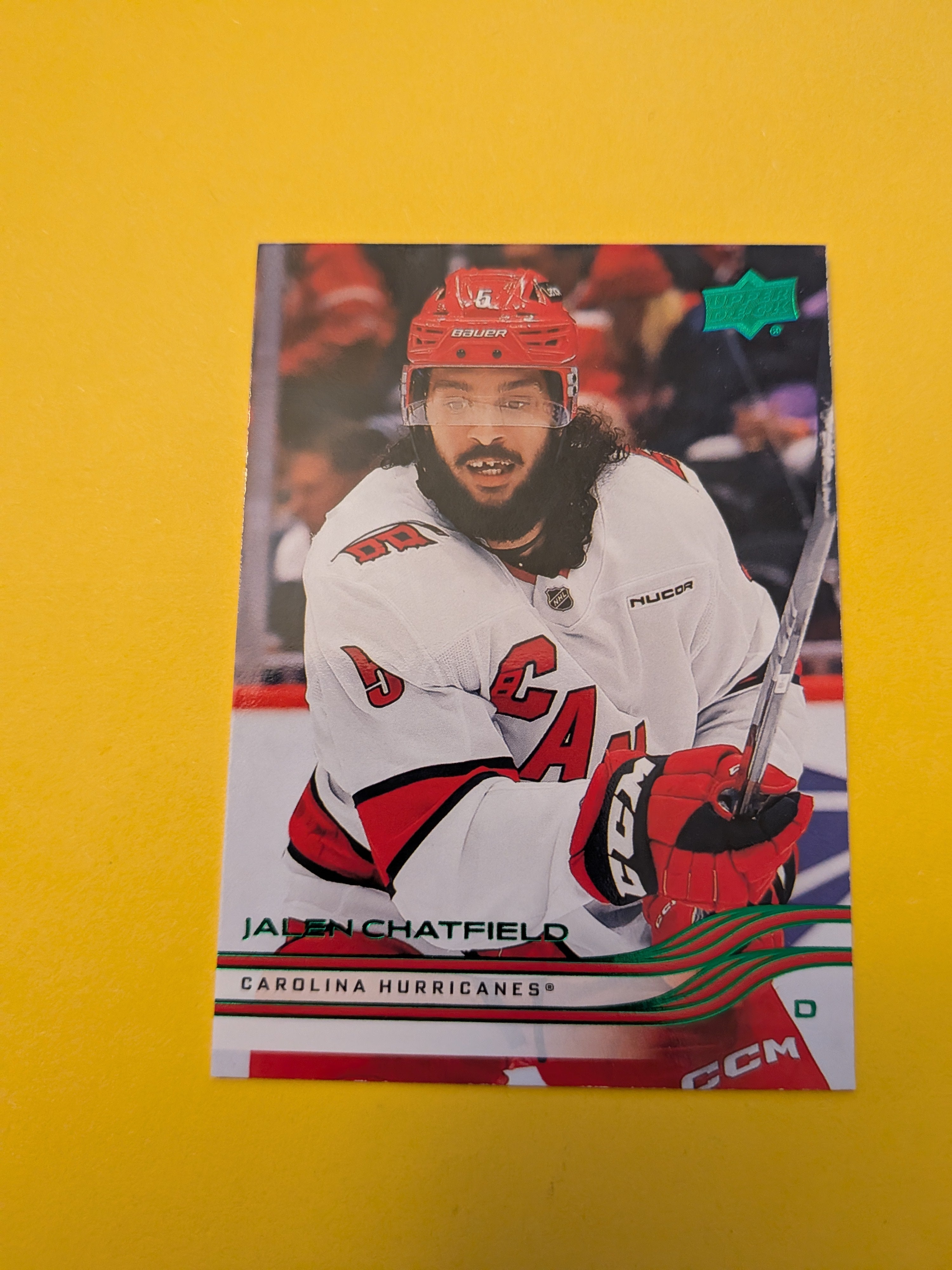 Jalen Chatfield 25-26 Upper Deck Green Holiday Card