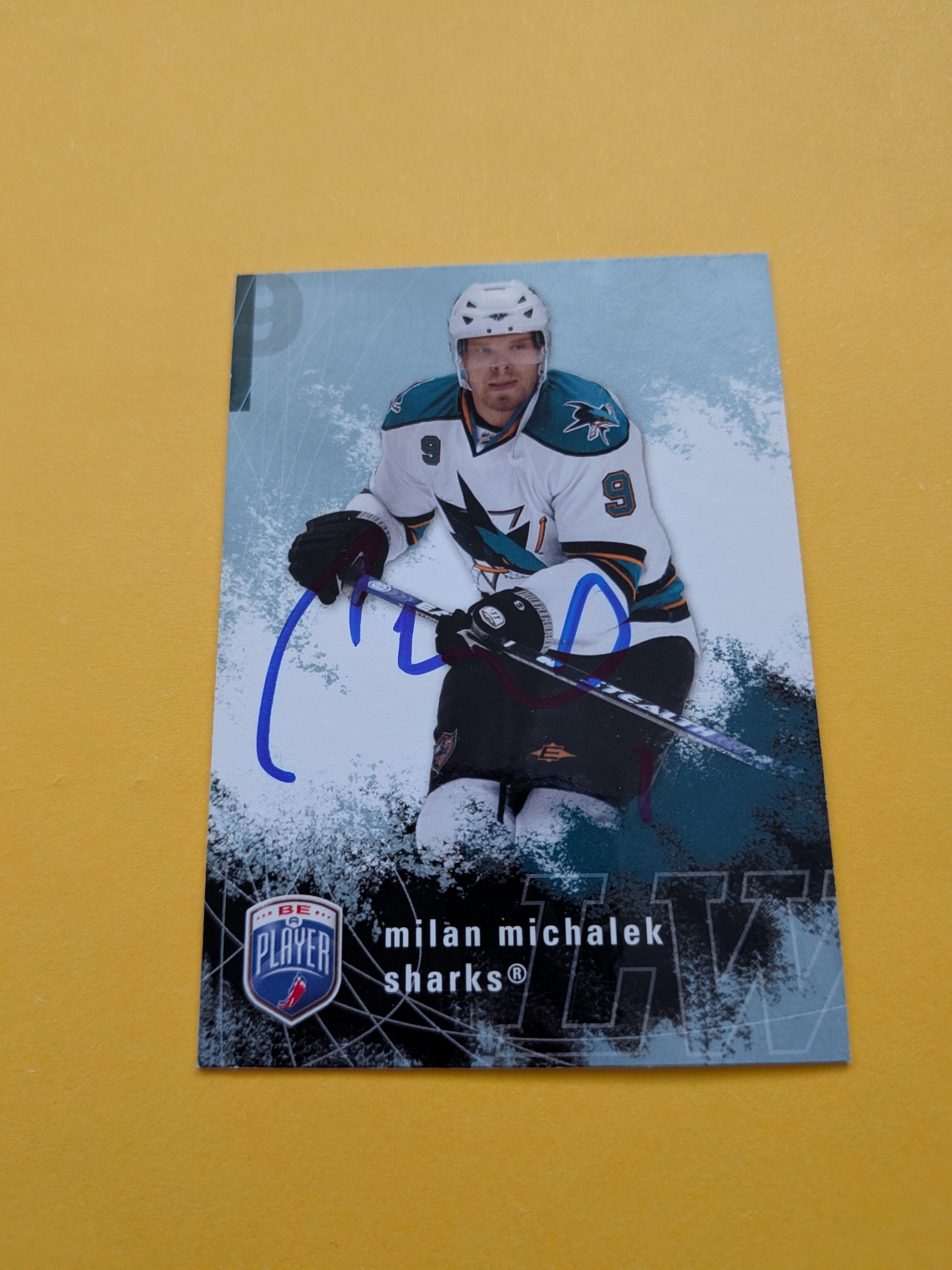Milan Michalek Signed San Jose Sharks Card M
