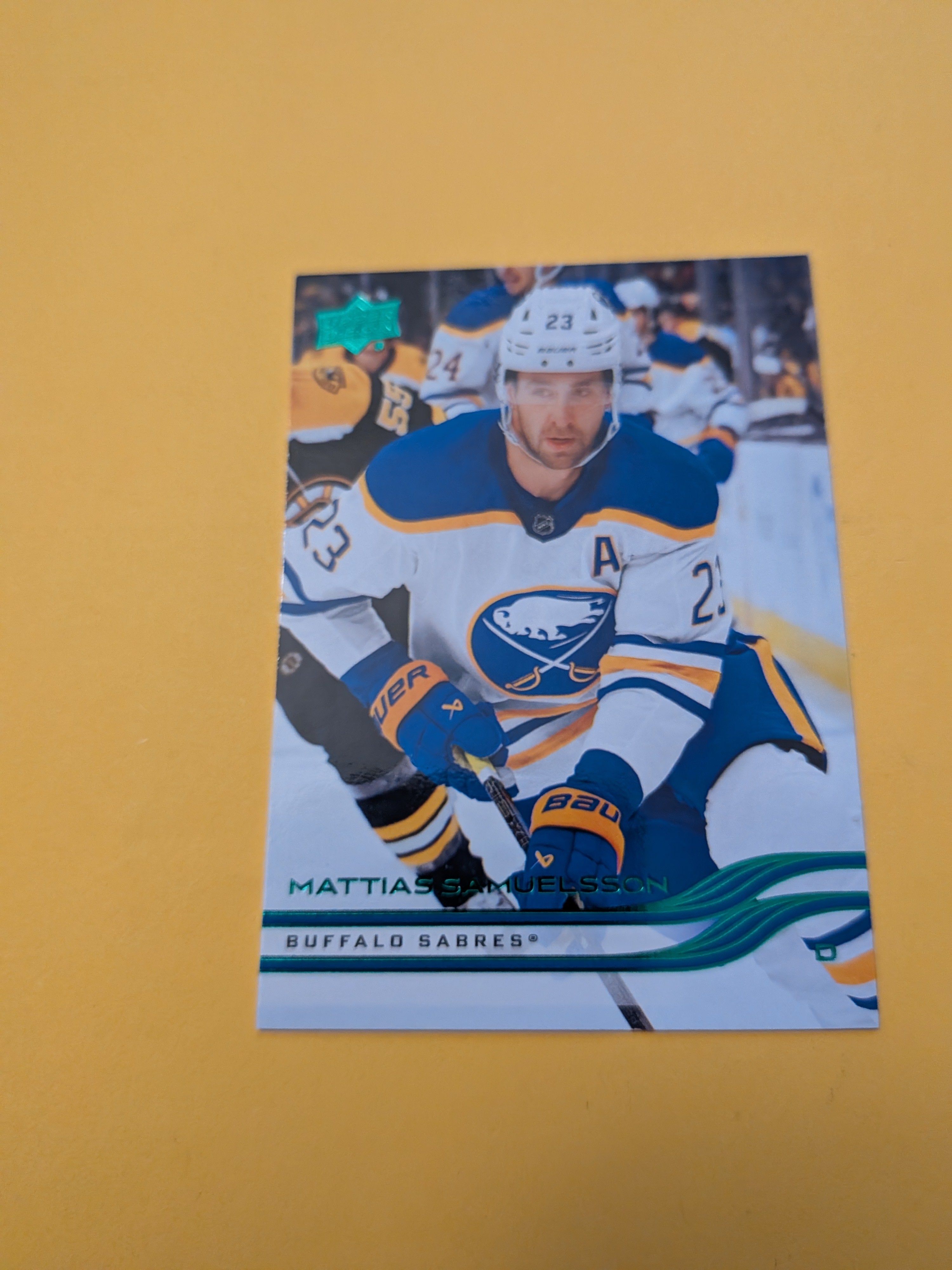 Mattias Samuelsson 25-26 Upper Deck Green Holiday Card