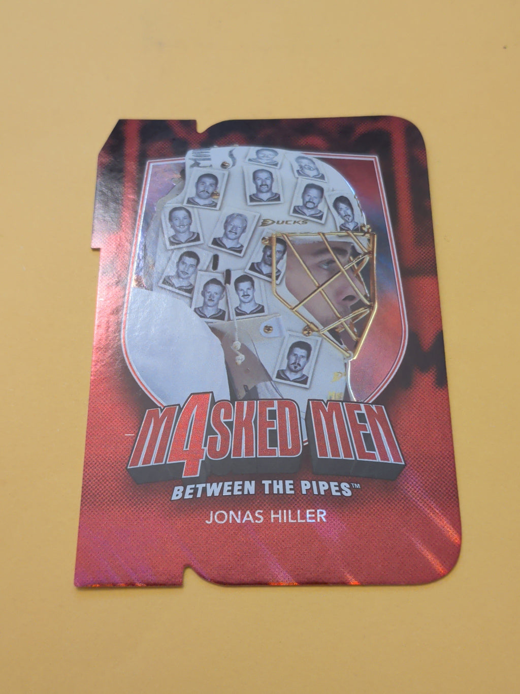 Jonas Hiller 11-12 ITG Between The Pipes Masked Men Card