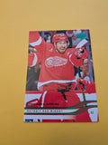 Dylan Larkin 25-26 Upper Deck Green Holiday Card