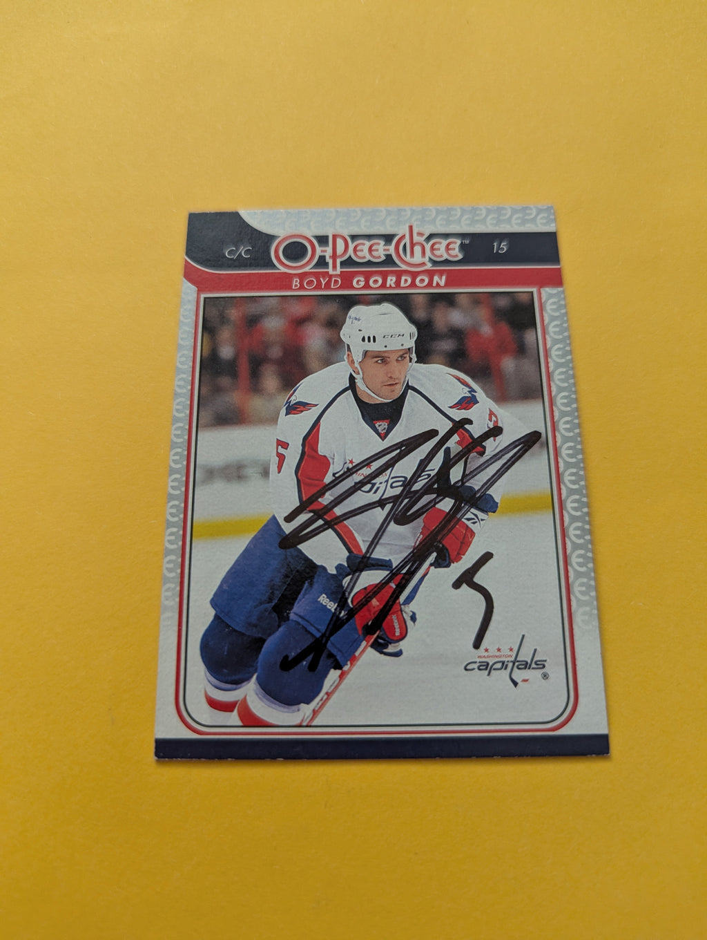 Boyd Gordon Signed Washington Capitals Card