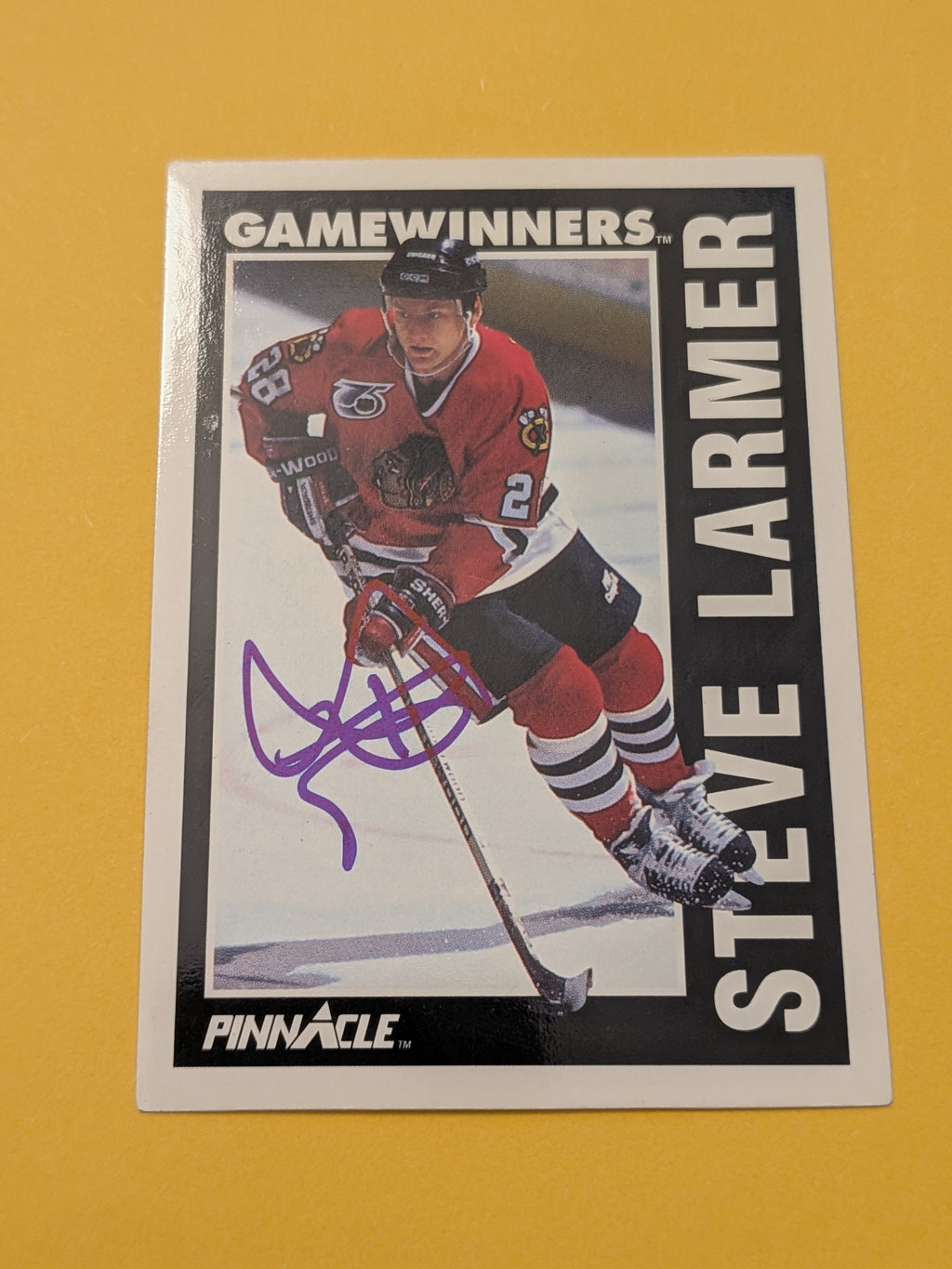 Steve Larmer Signed Chicago Blackhawks Card F