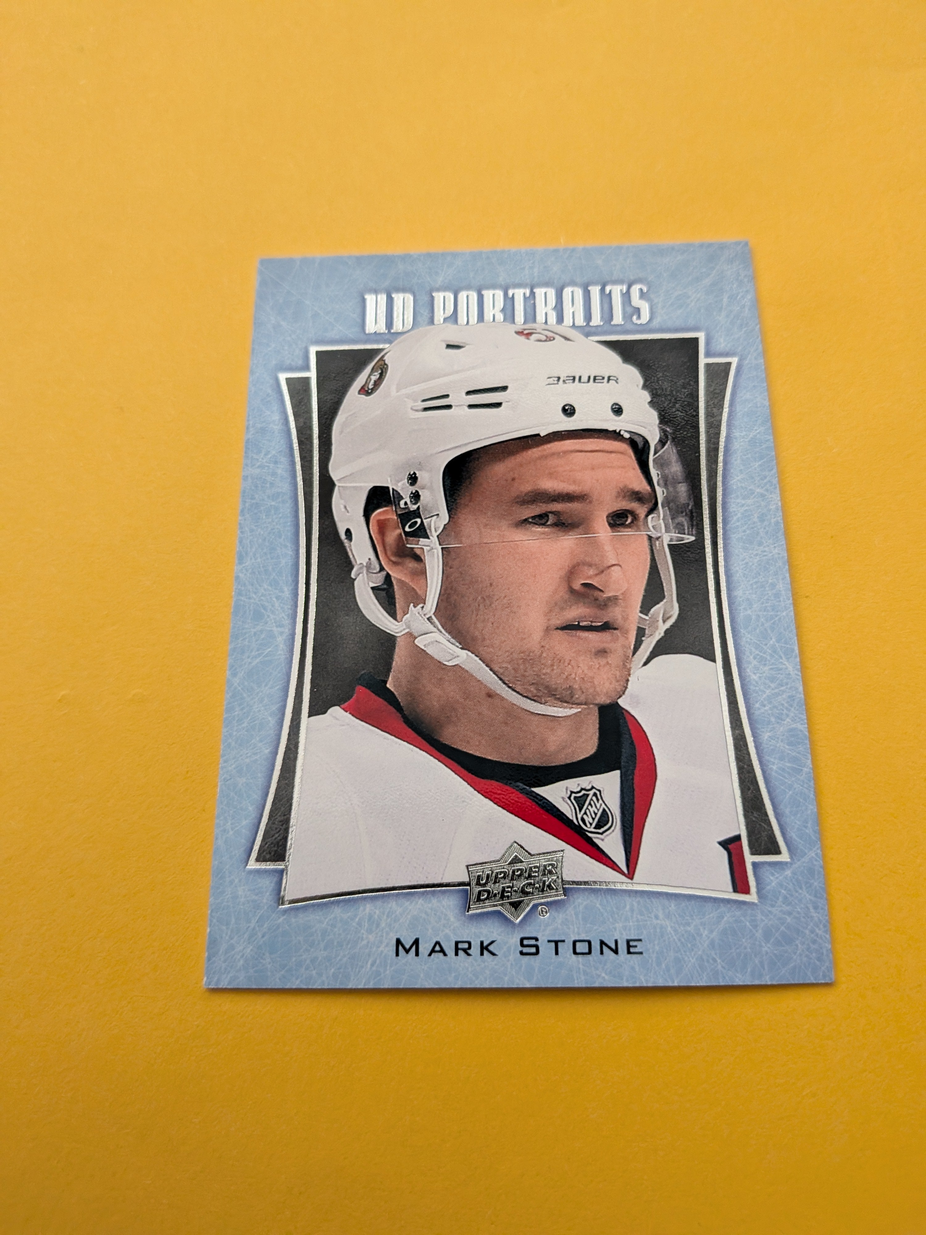 Mark Stone 16-17 Upper Deck UD Portraits Card