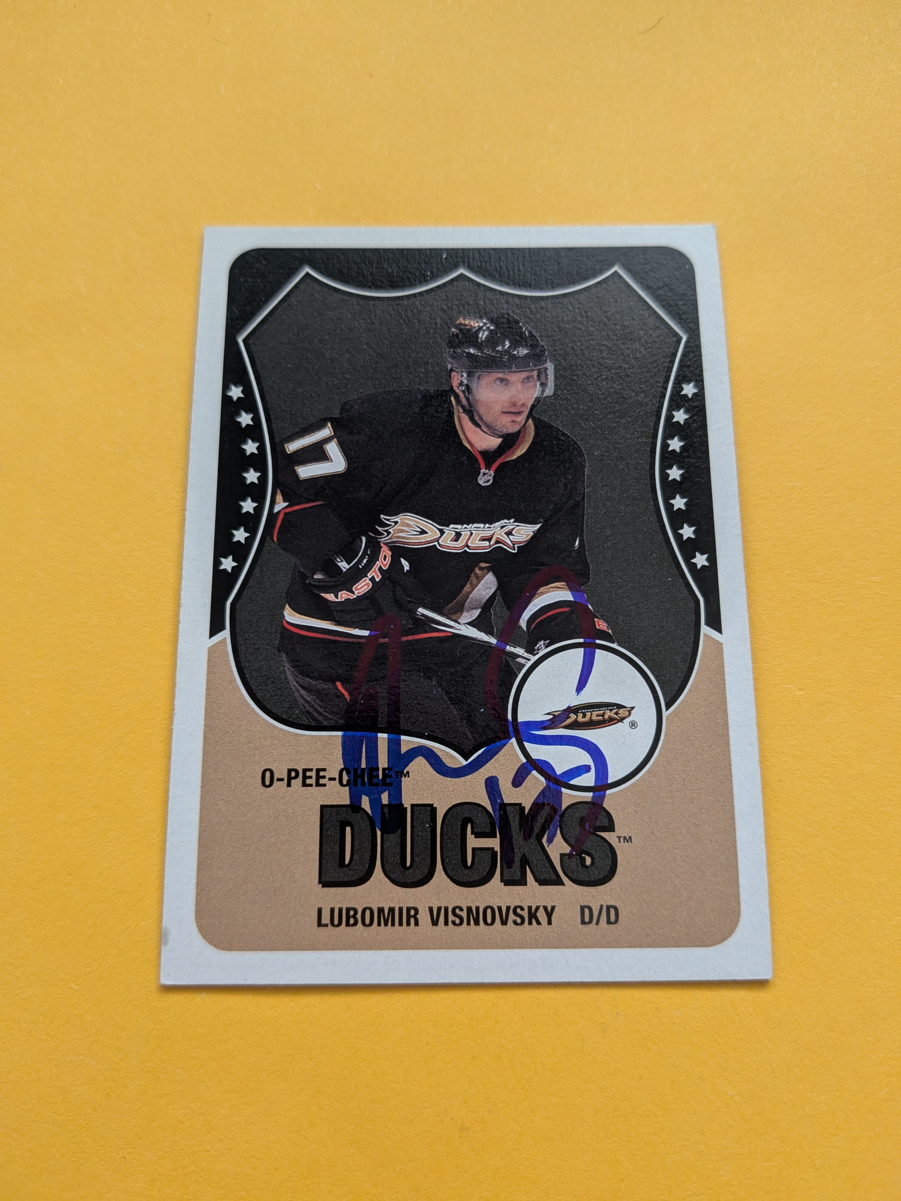 Lubomir Visnovsky Signed Anaheim Ducks Card C