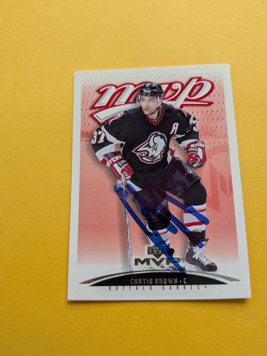 Curtis Brown Signed Buffalo Sabres Card A