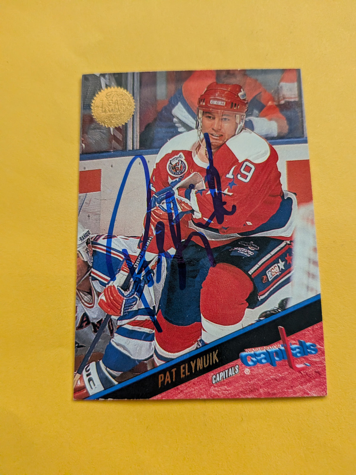 Pat Elynuik Signed Washington Capitals Card A