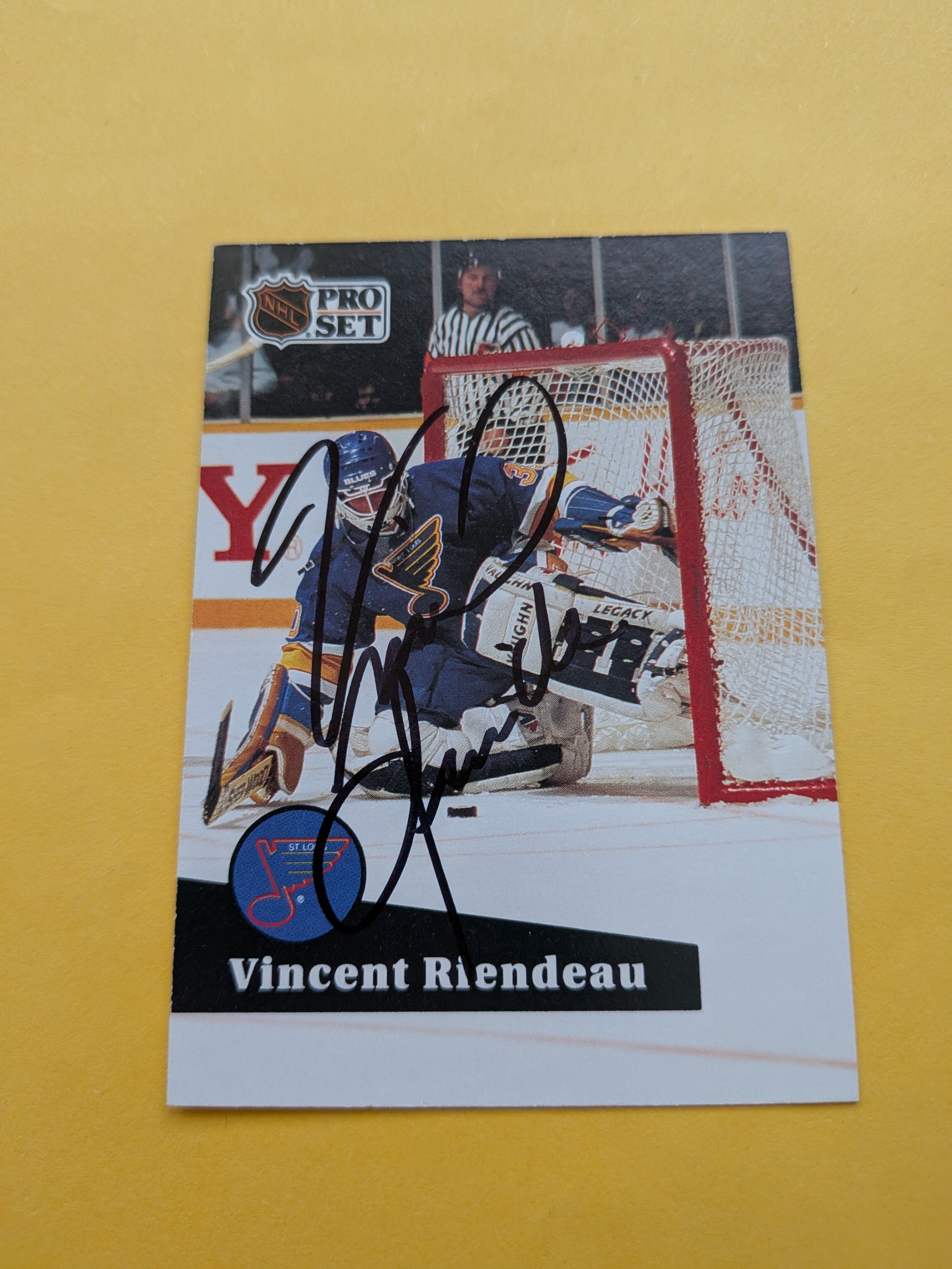Vincent Riendeau Signed St. Louis Blues Card D
