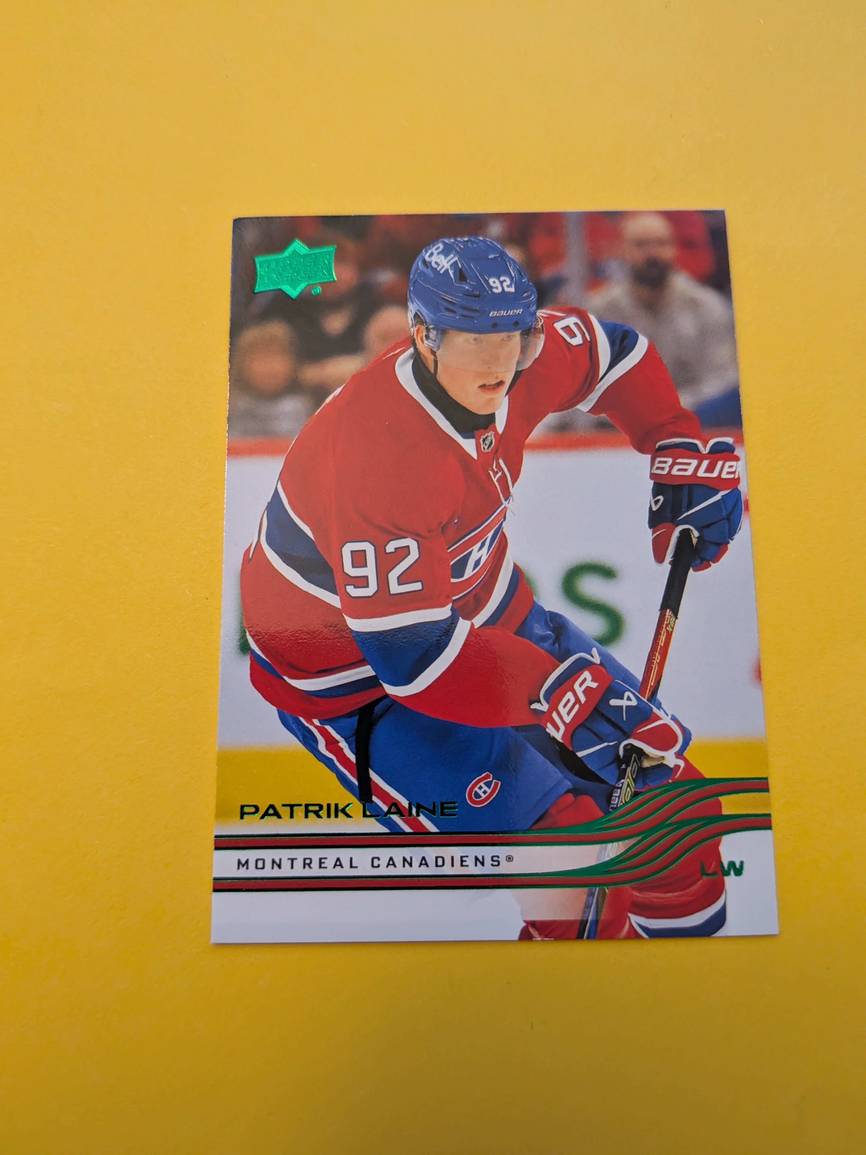 Patrik Laine 25-26 Upper Deck Green Holiday Card