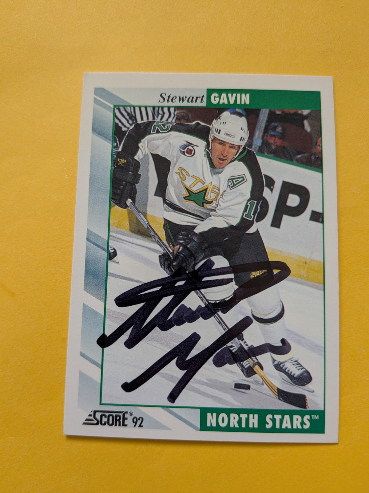 Stewart Gavin Signed Minnesota North Stars Card E