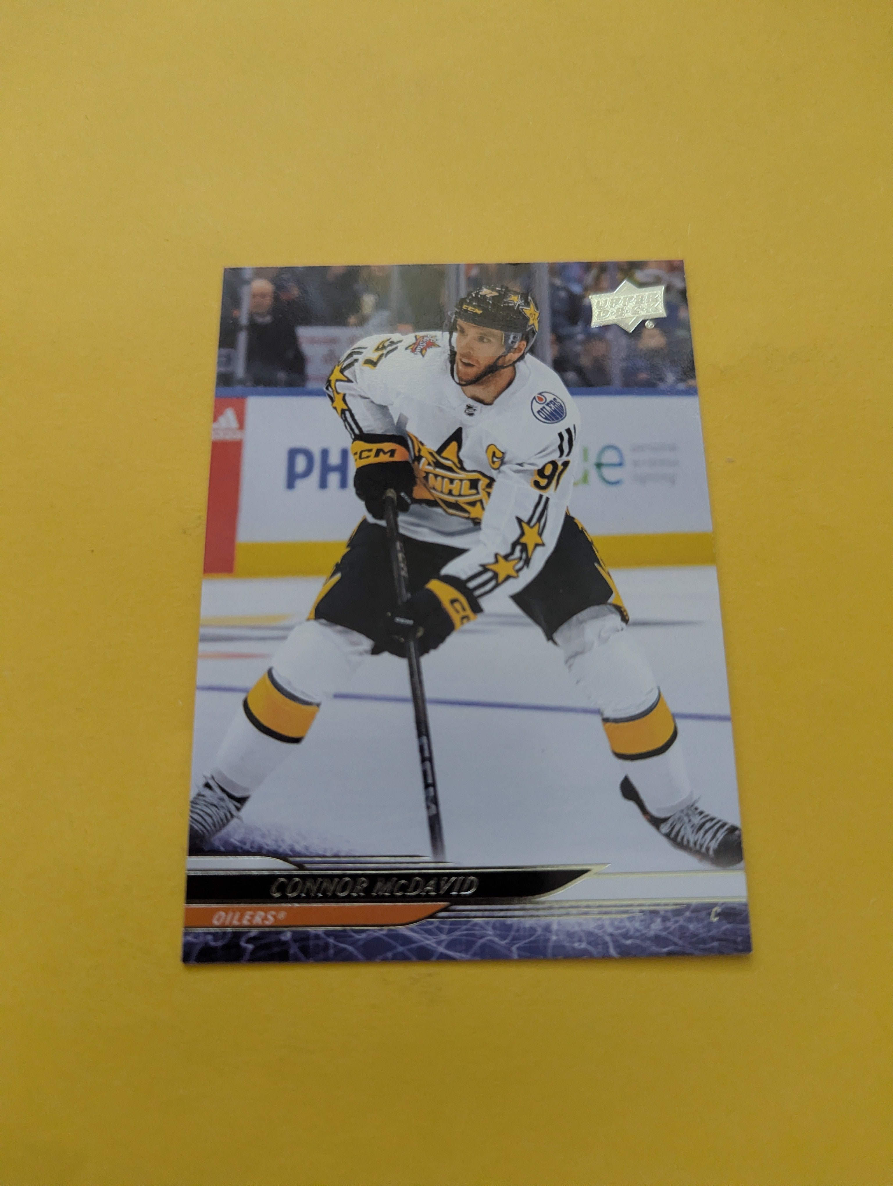 Connor McDavid 24-25 Upper Deck Card