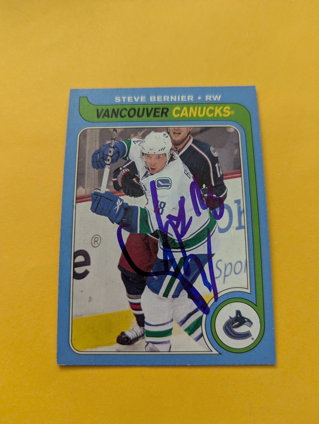 Steve Bernier Signed Vancouver Canucks Card