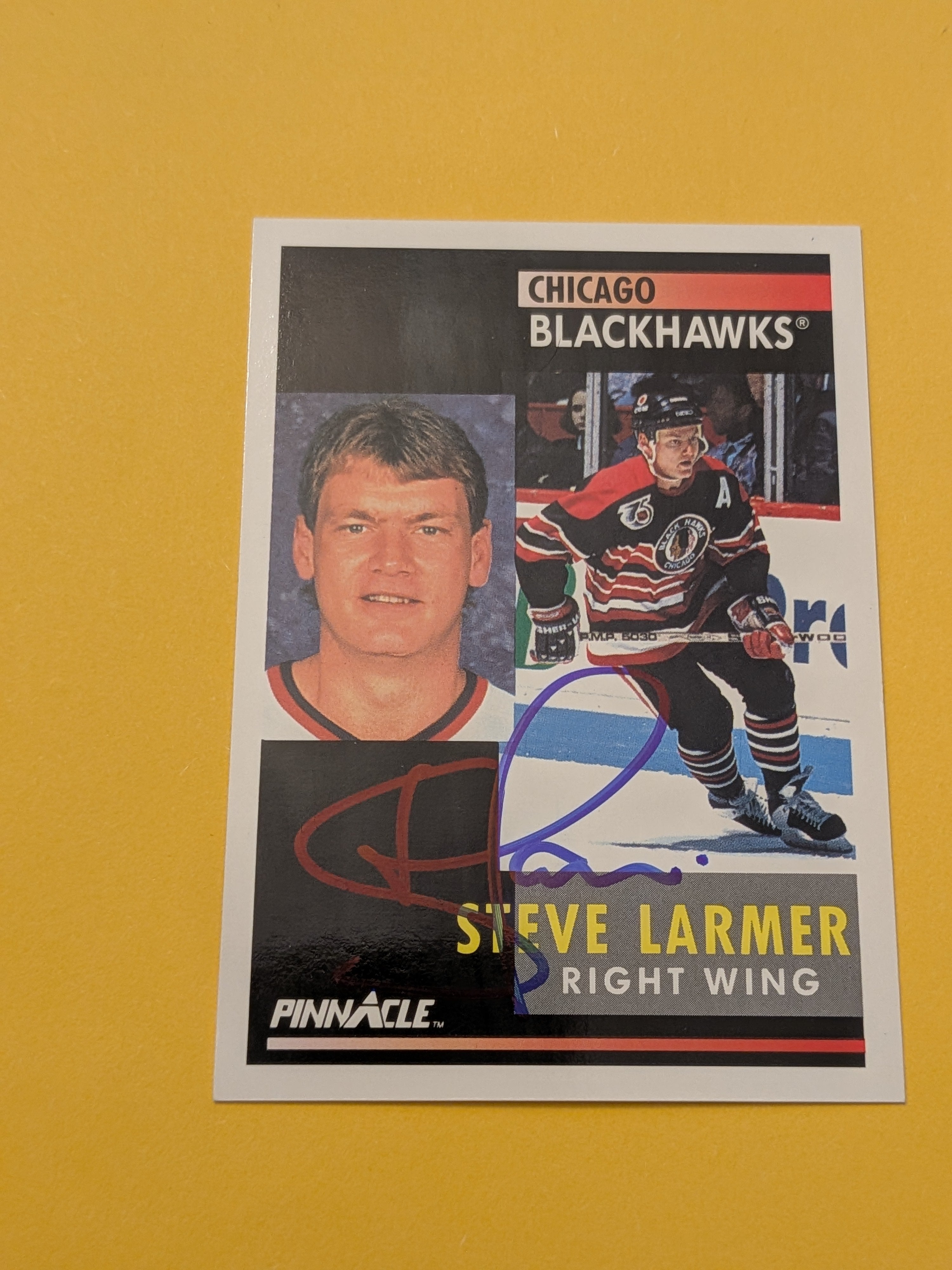 Steve Larmer Signed Chicago Blackhawks Card B