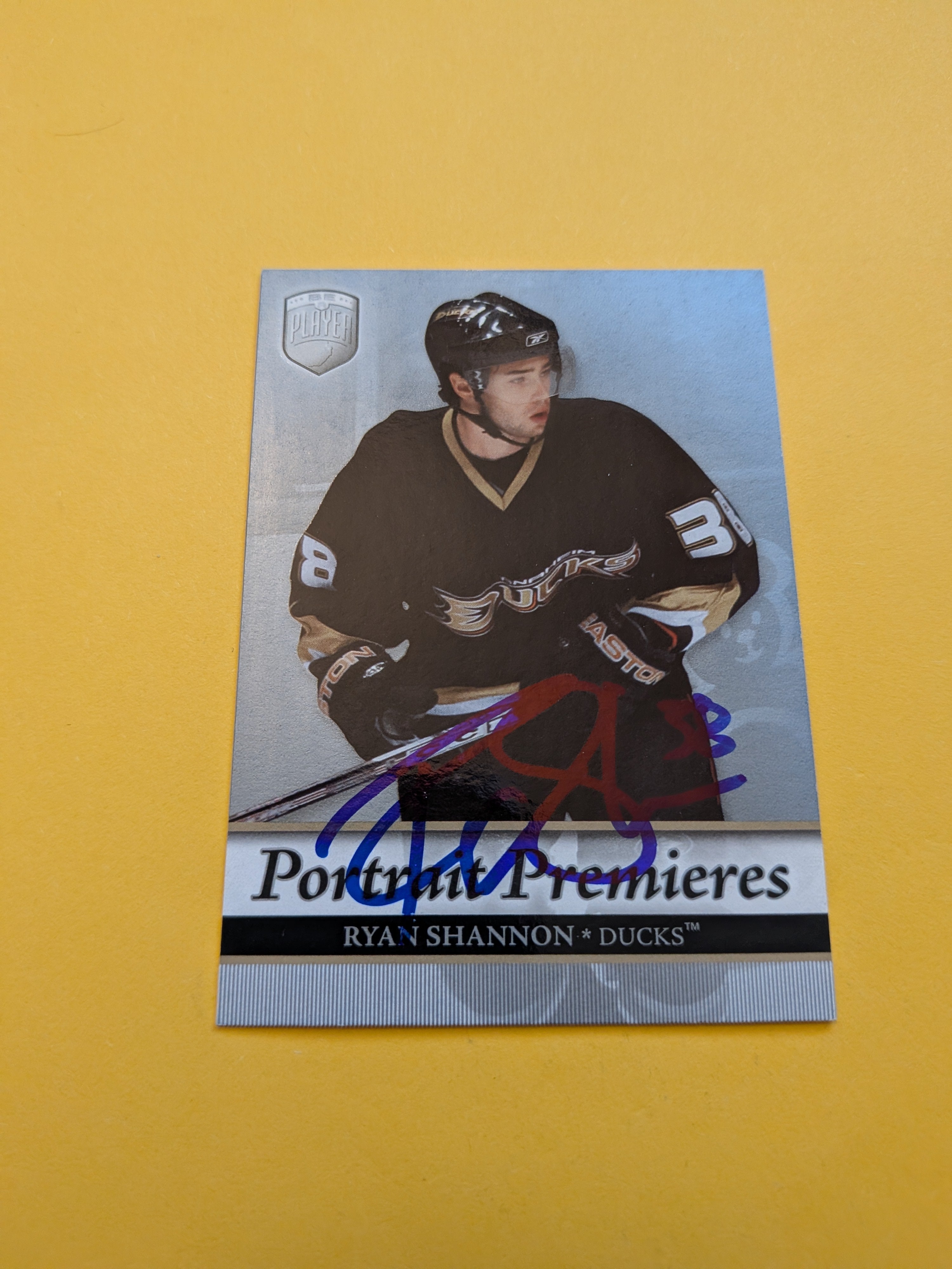 Ryan Shannon Signed Anaheim Ducks Rookie Card C