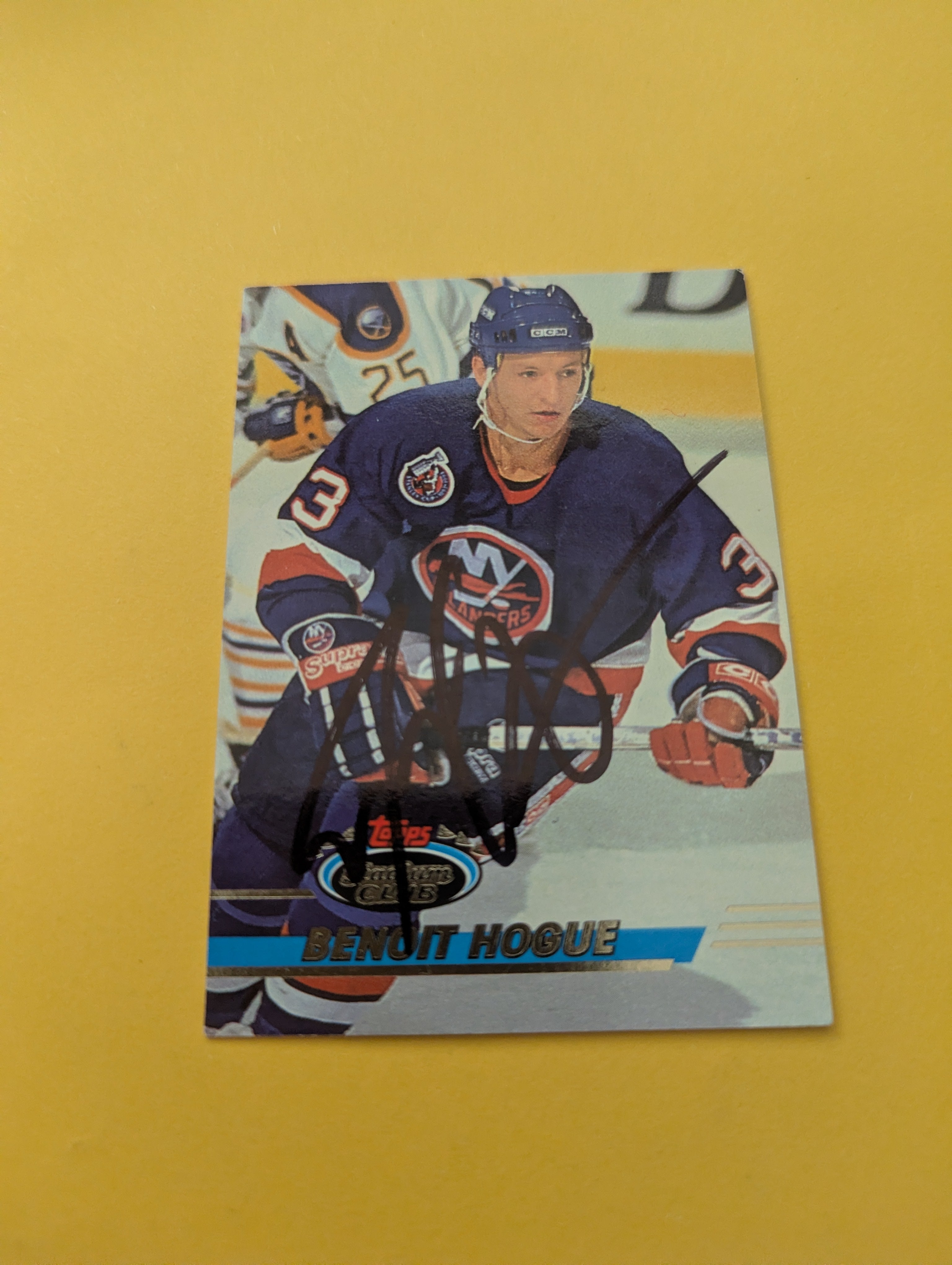 Benoit Hogue Signed New York Islanders Card