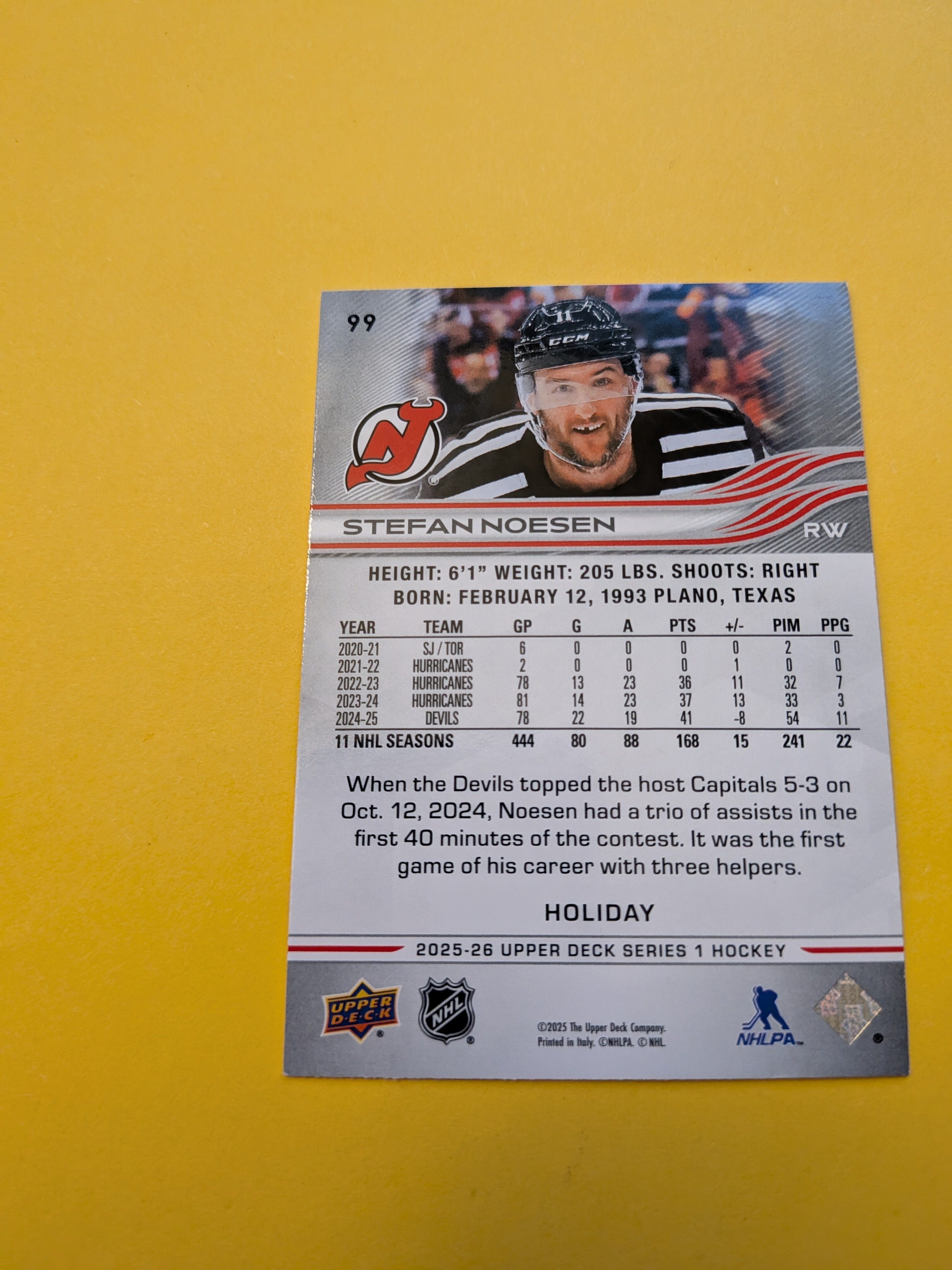 Stefan Noesen 25-26 Upper Deck Green Holiday Card