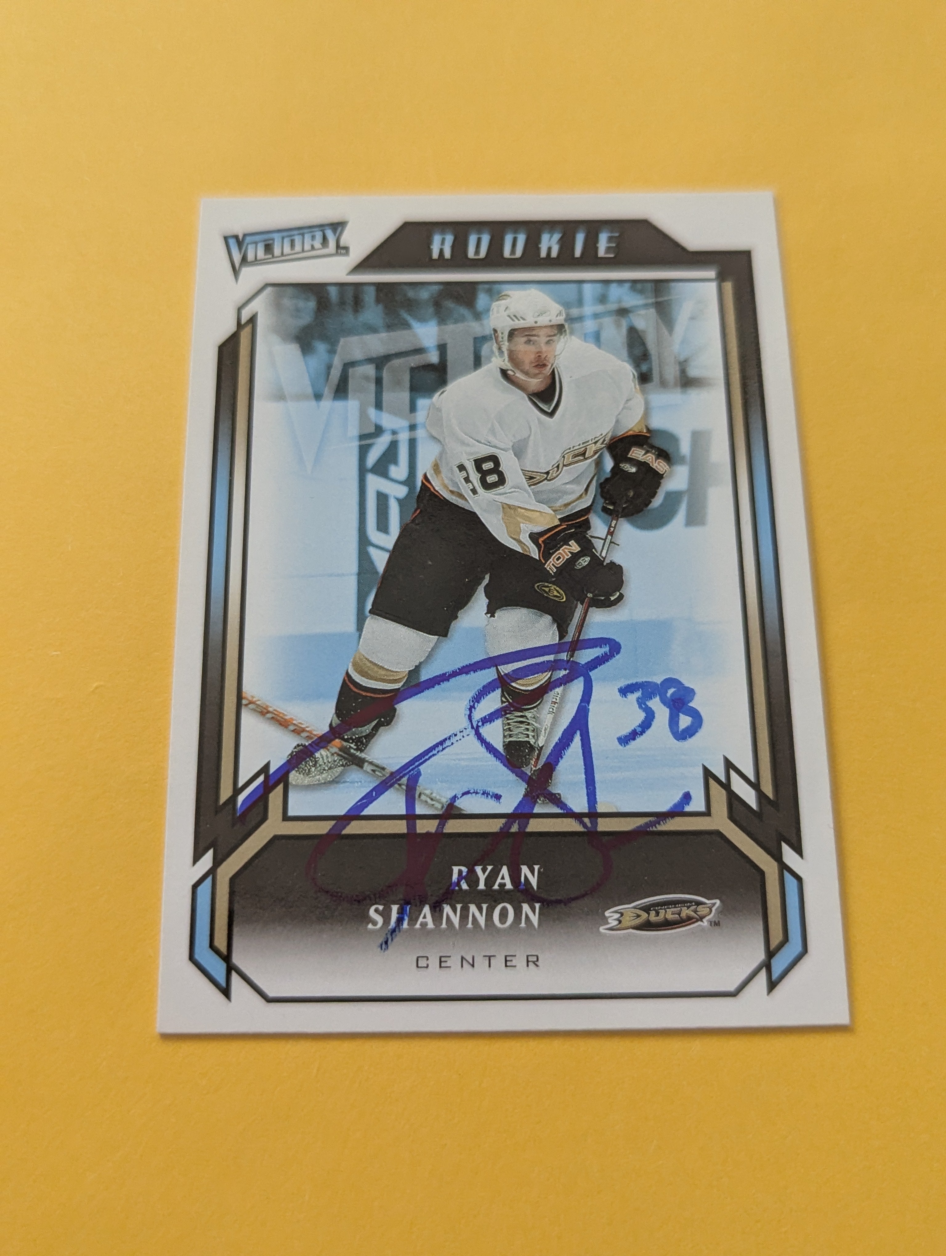 Ryan Shannon Signed Anaheim Ducks Rookie Card