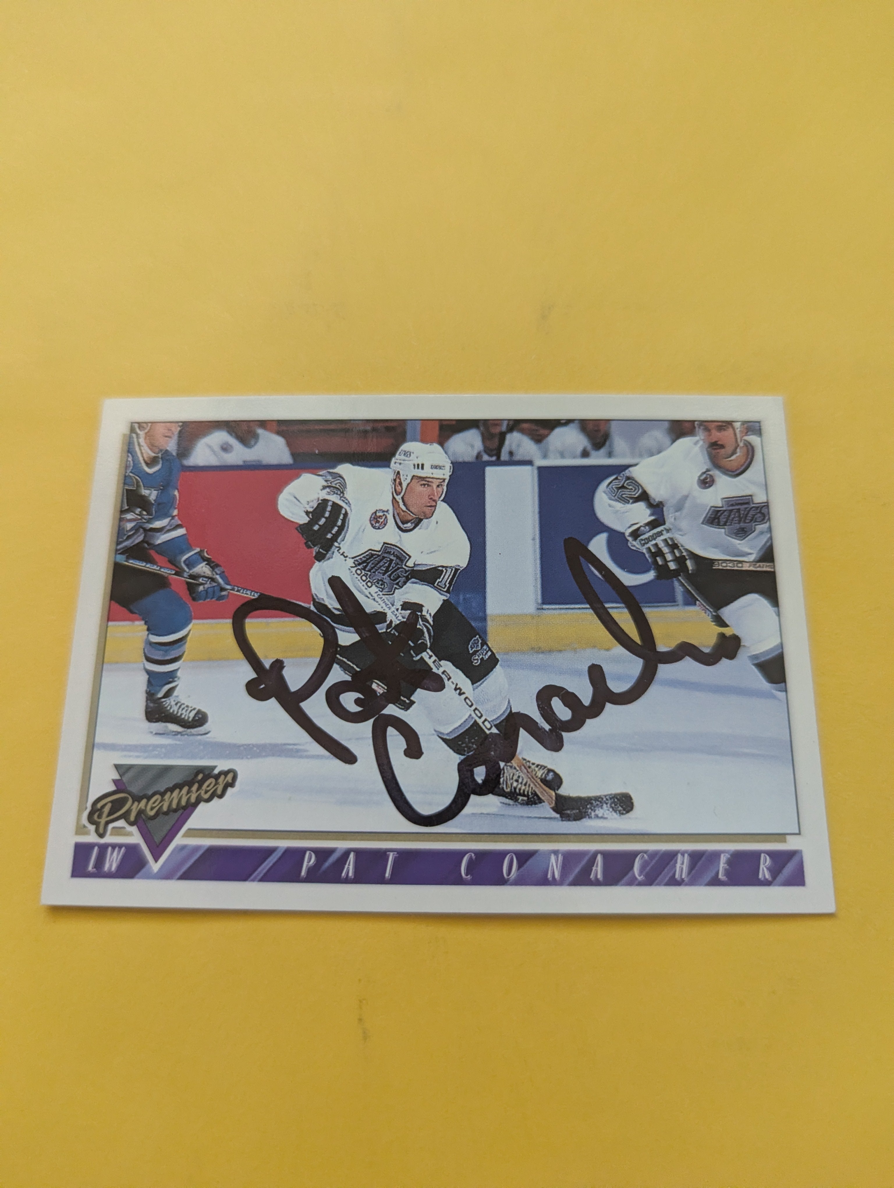 Pat Conacher Signed Los Angeles Kings Card A