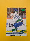 Nils Hoglander 25-26 Upper Deck Green Holiday Card