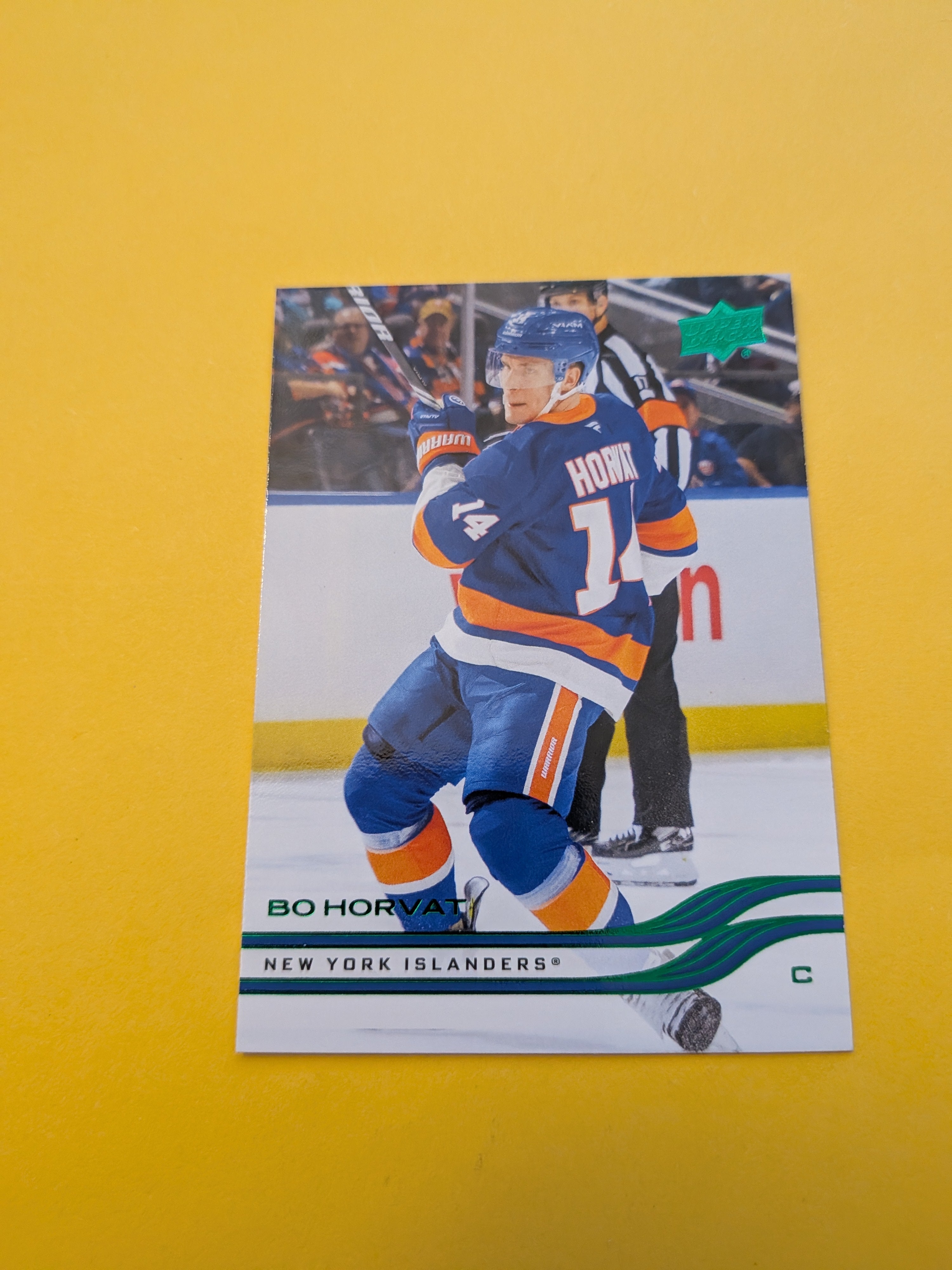 Bo Horvat 25-26 Upper Deck Green Holiday Card