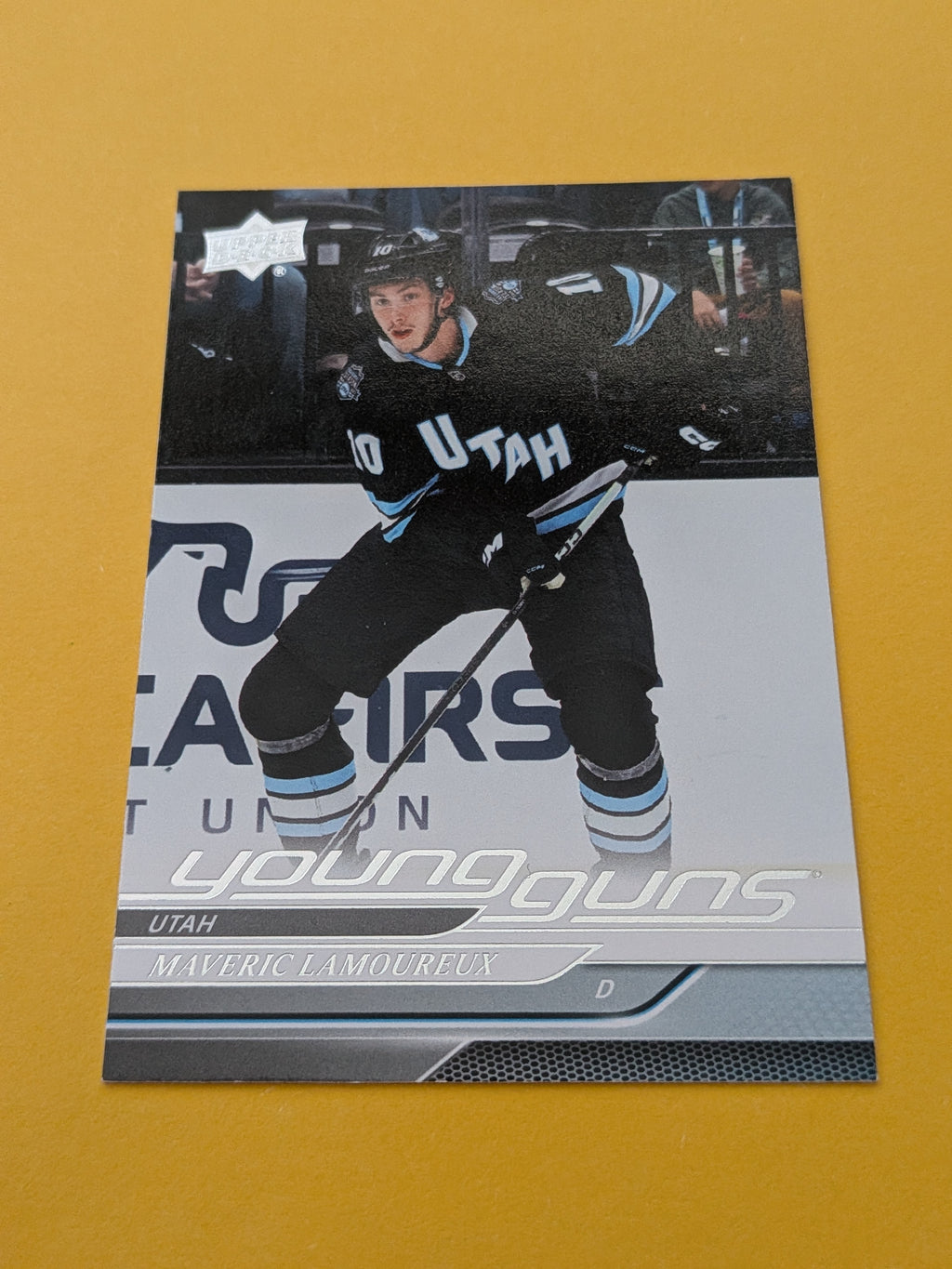 Maveric Lamoureux 24-25 Upper Deck Young Guns Rookie Card