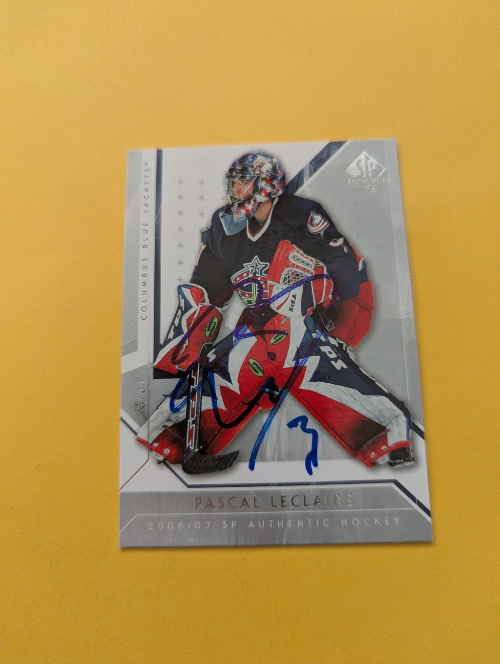 Pascal LeClaire Signed Columbus Blue Jackets Card