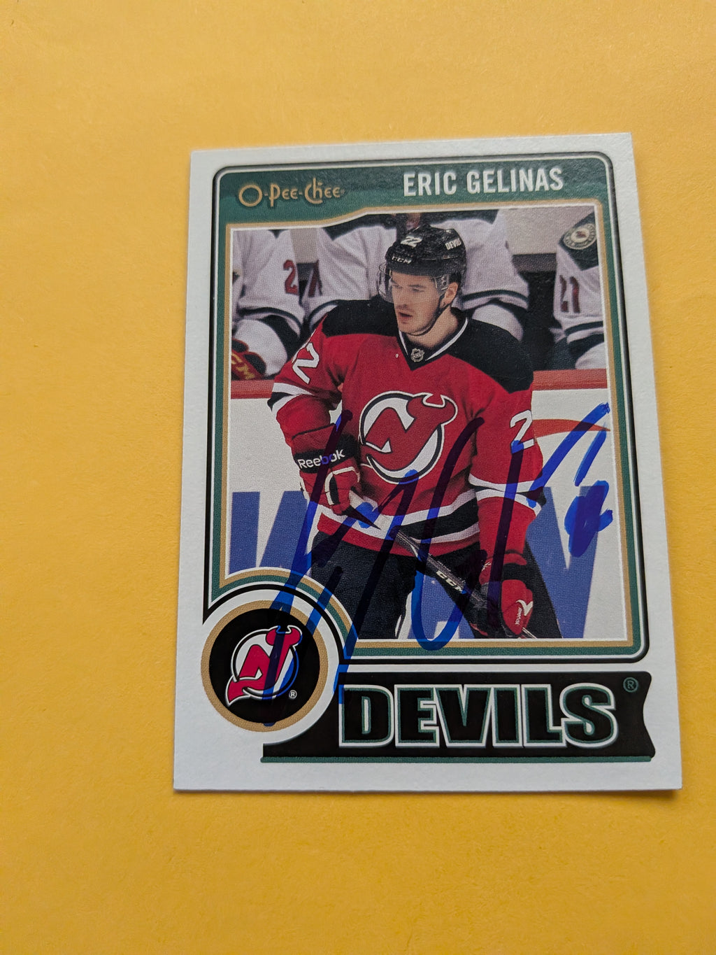 Eric Gelinas Signed New Jersey Devils Card A