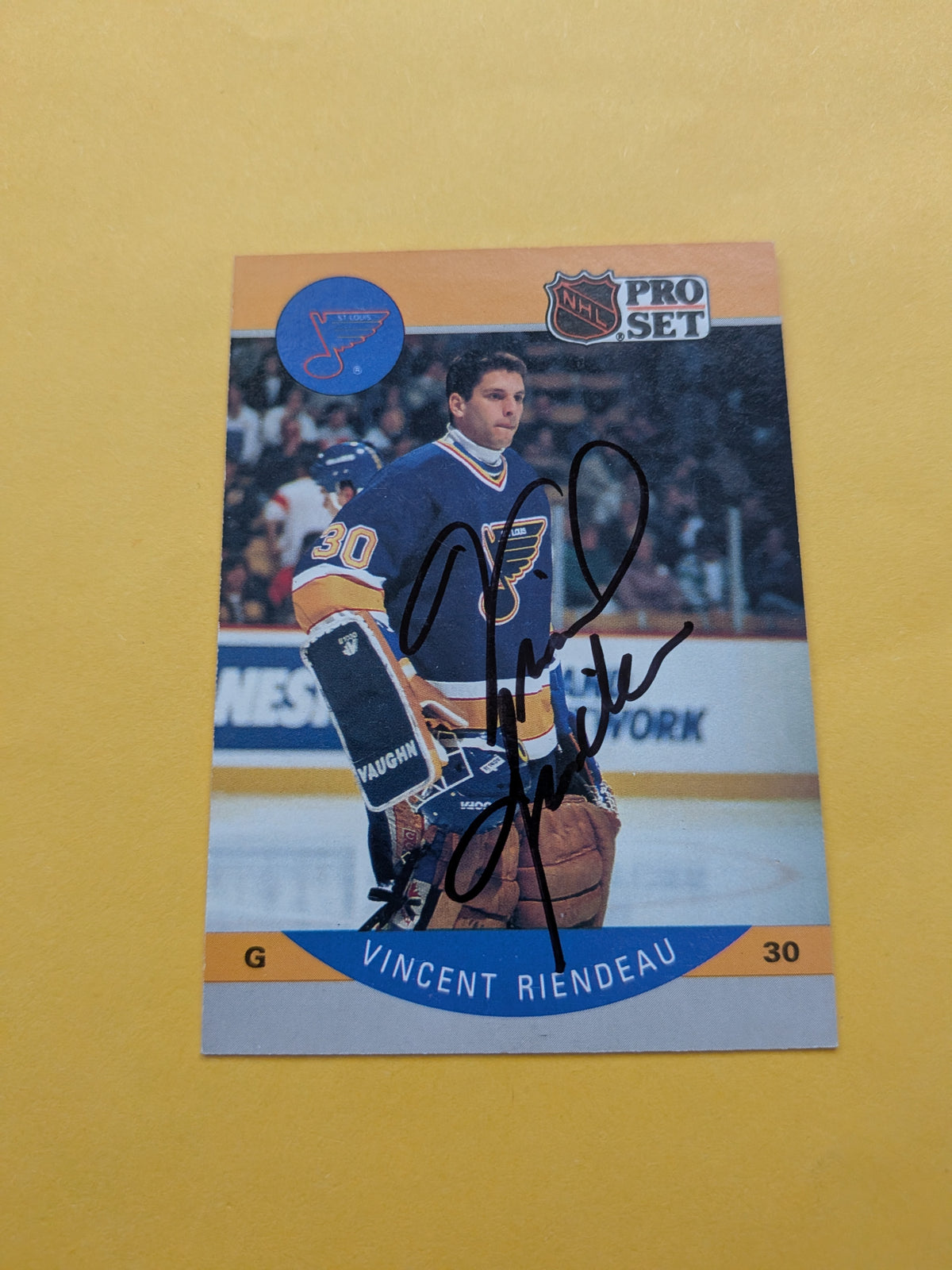 Vincent Riendeau Signed St. Louis Blues Card G
