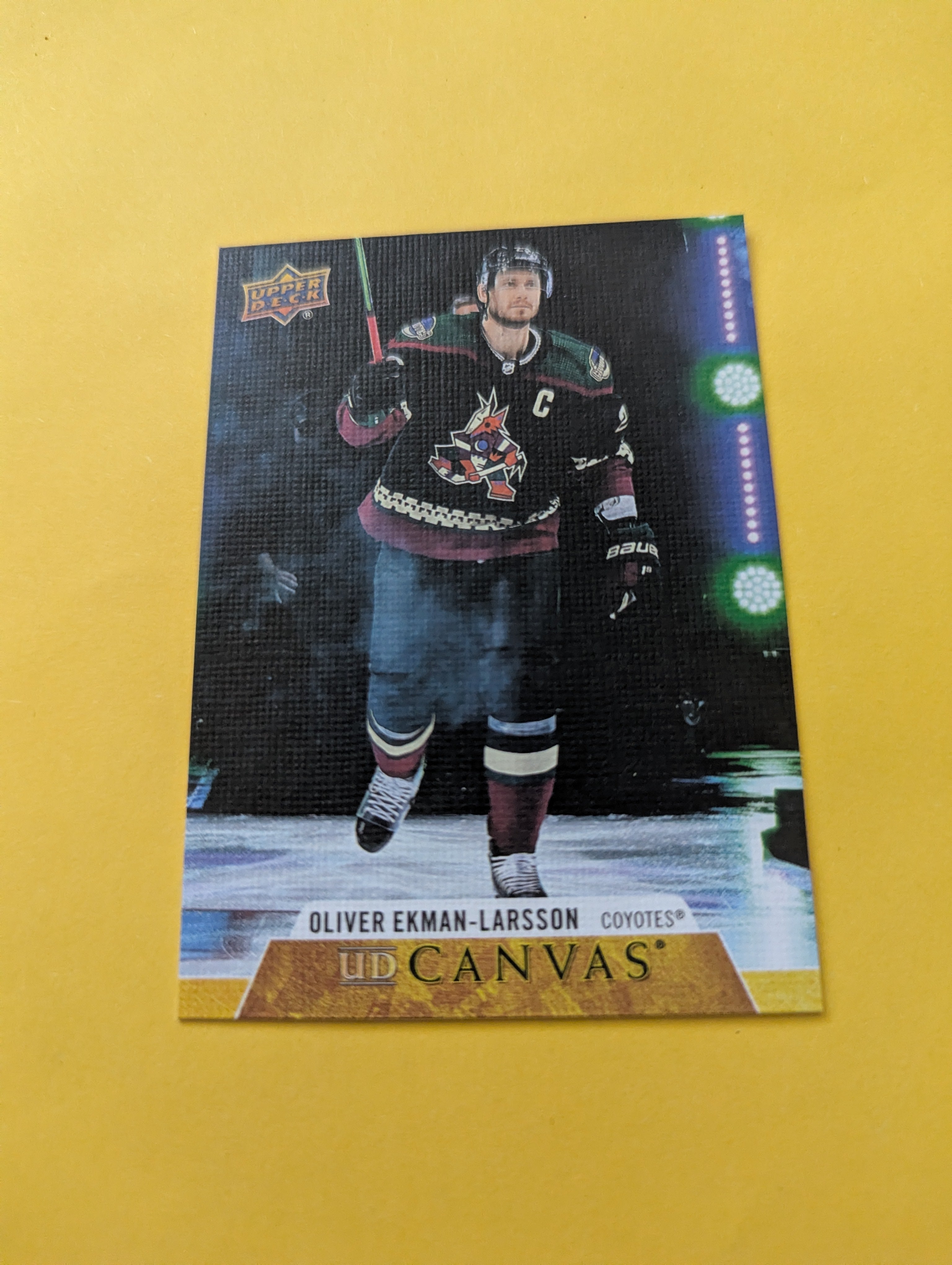 Oliver Ekman Larsson 20-21 Upper Deck UD Canvas Card