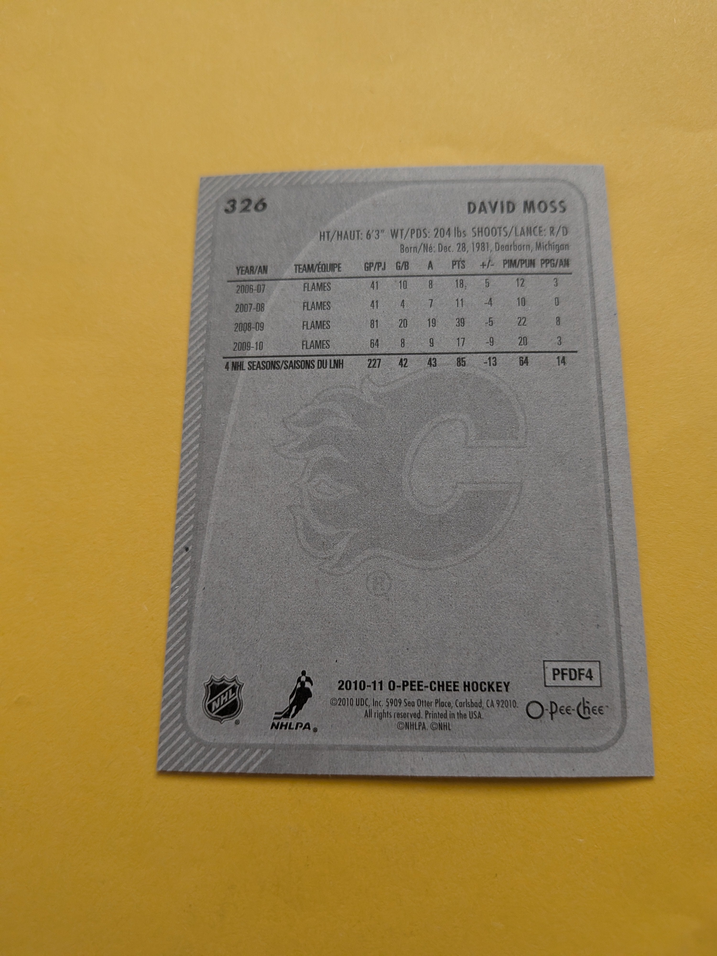David Moss Signed Calgary Flames Card C