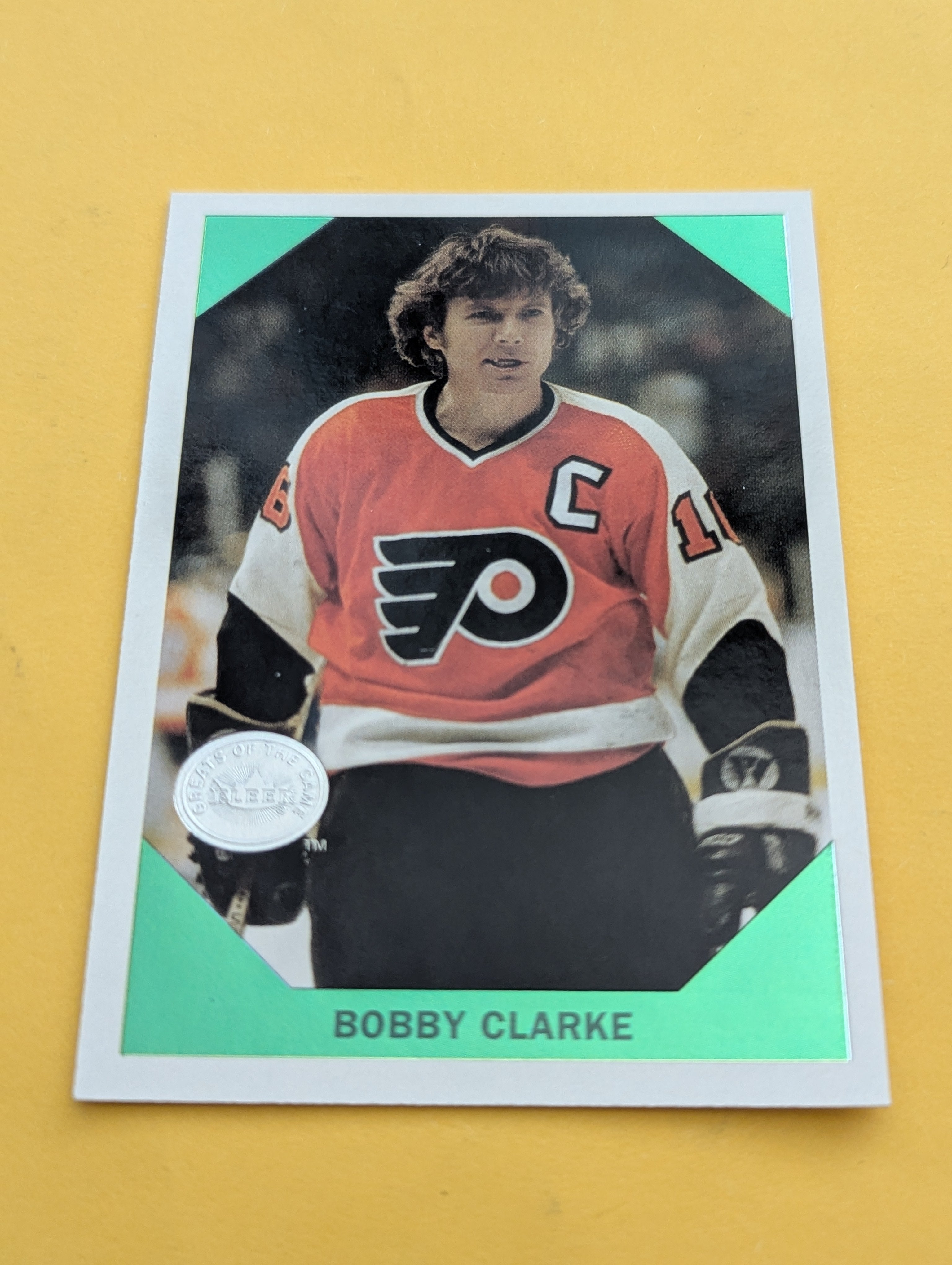 Bobby Clarke 2001 Fleer Greats Of The Game Retrospective Card