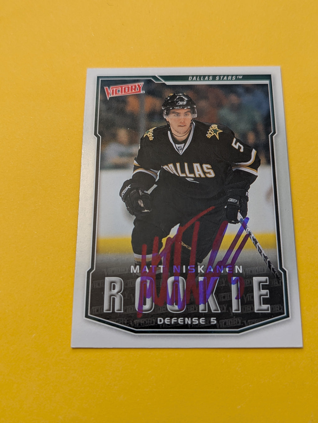 Matt Niskanen Signed Dallas Stars Rookie Card