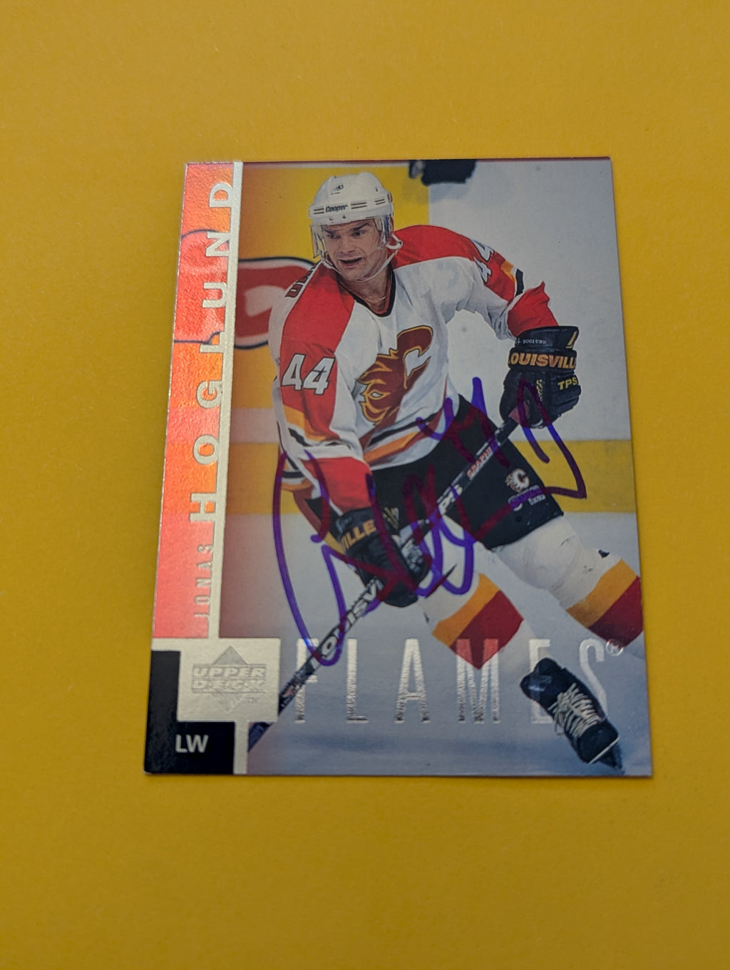 Jonas Hoglund Signed Calgary Flames Card
