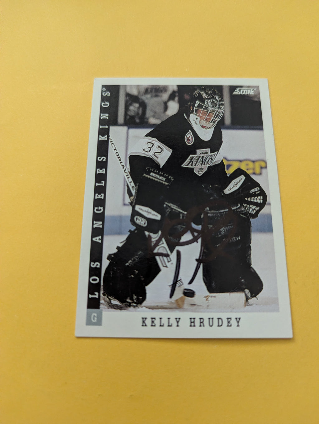 Kelly Hrudey Signed Los Angeles Kings Card