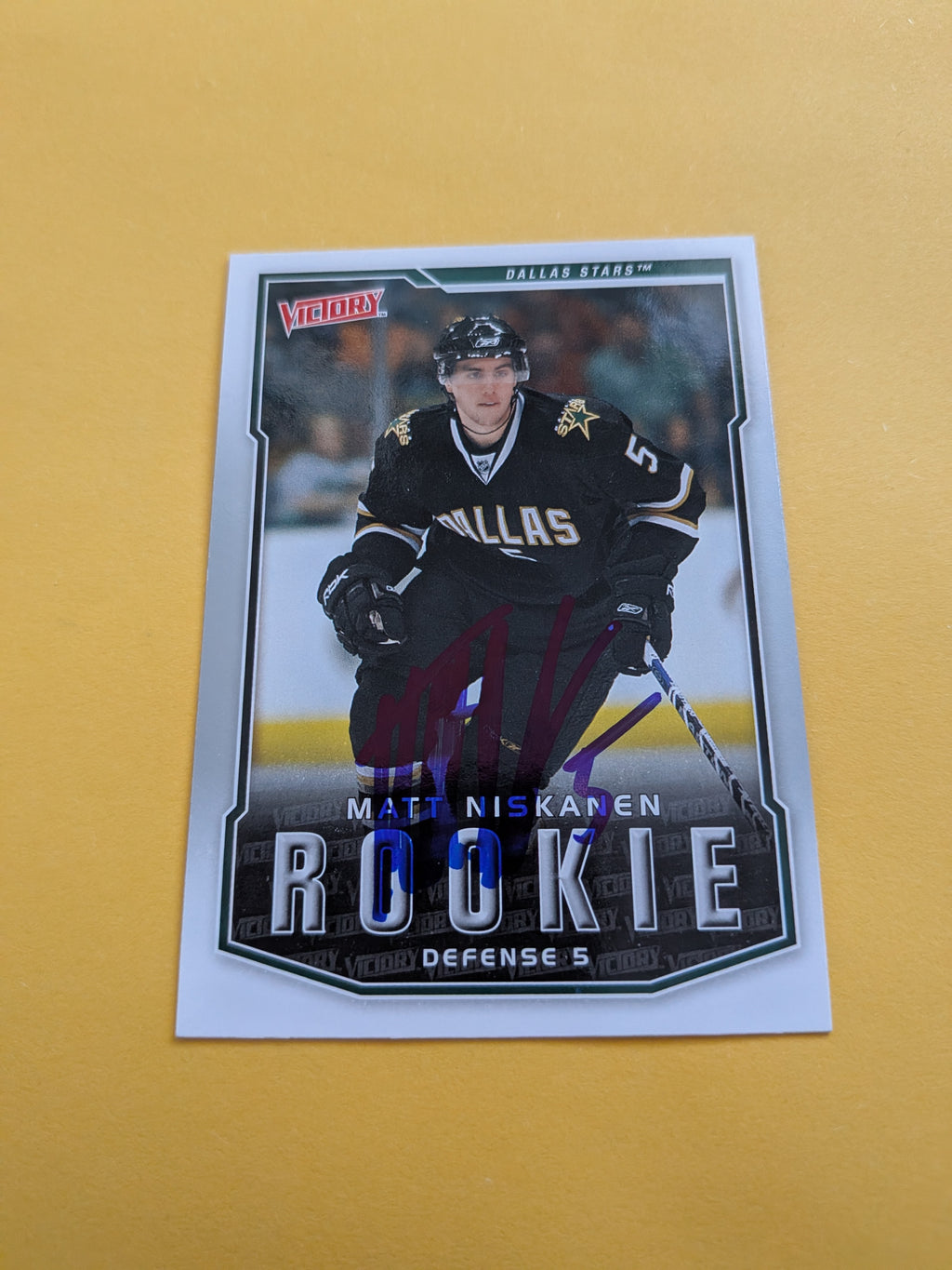 Matt Niskanen Signed Dallas Stars Rookie Card A