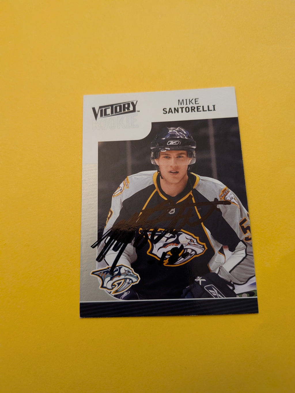 Mike Santorelli Signed Nashville Predators Rookie Card A