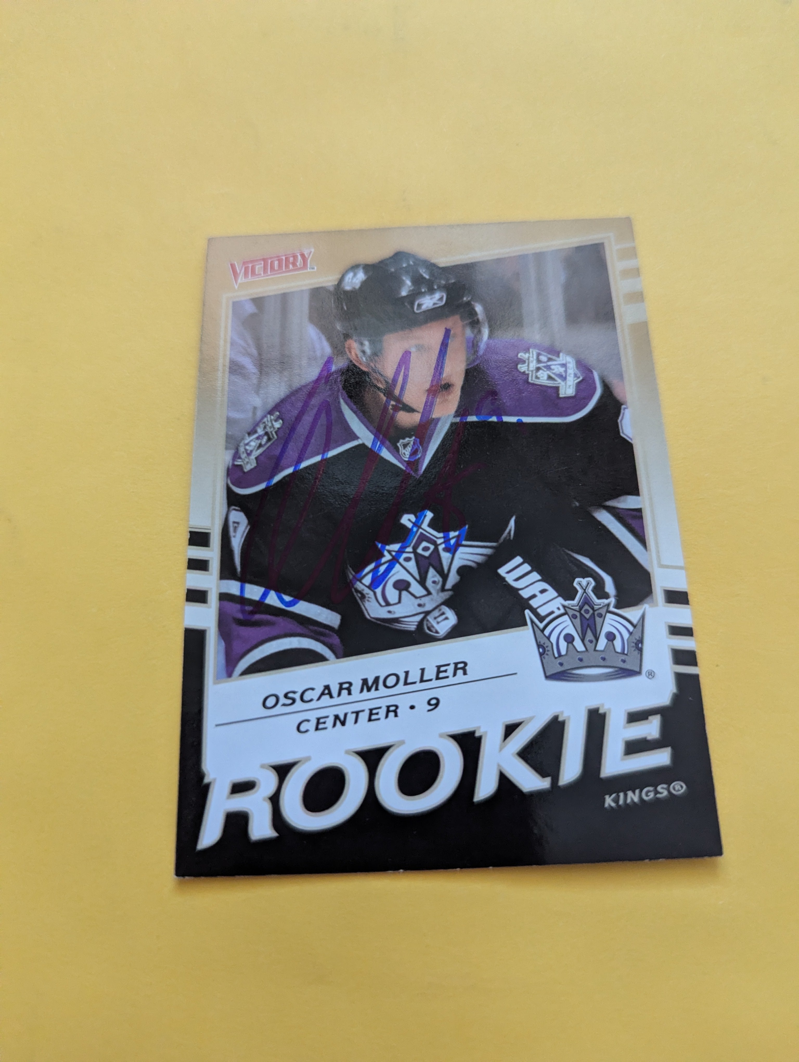 Oscar Moller Signed Los Angeles Kings Rookie Card A