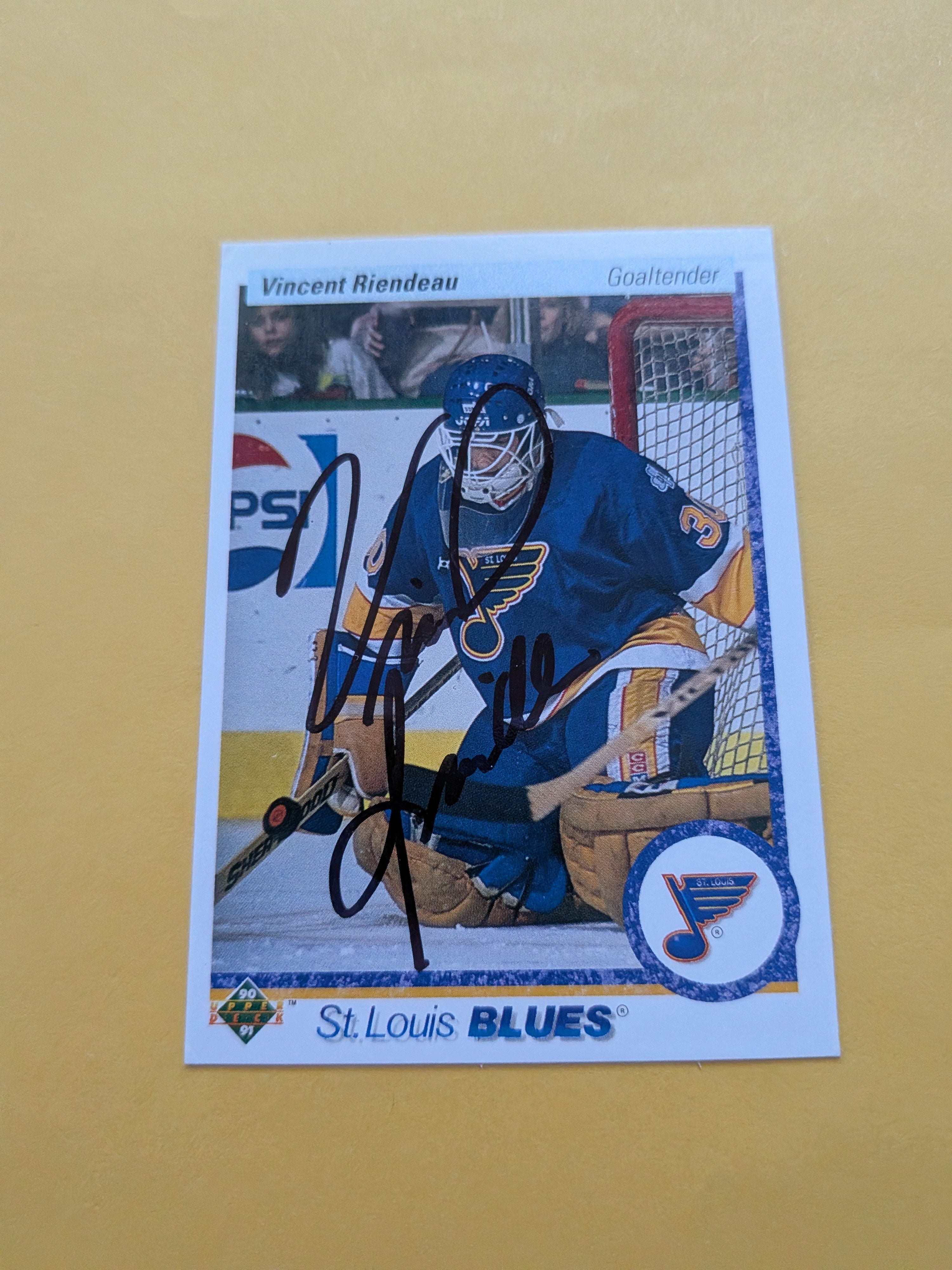 Vincent Riendeau Signed St. Louis Blues Card C