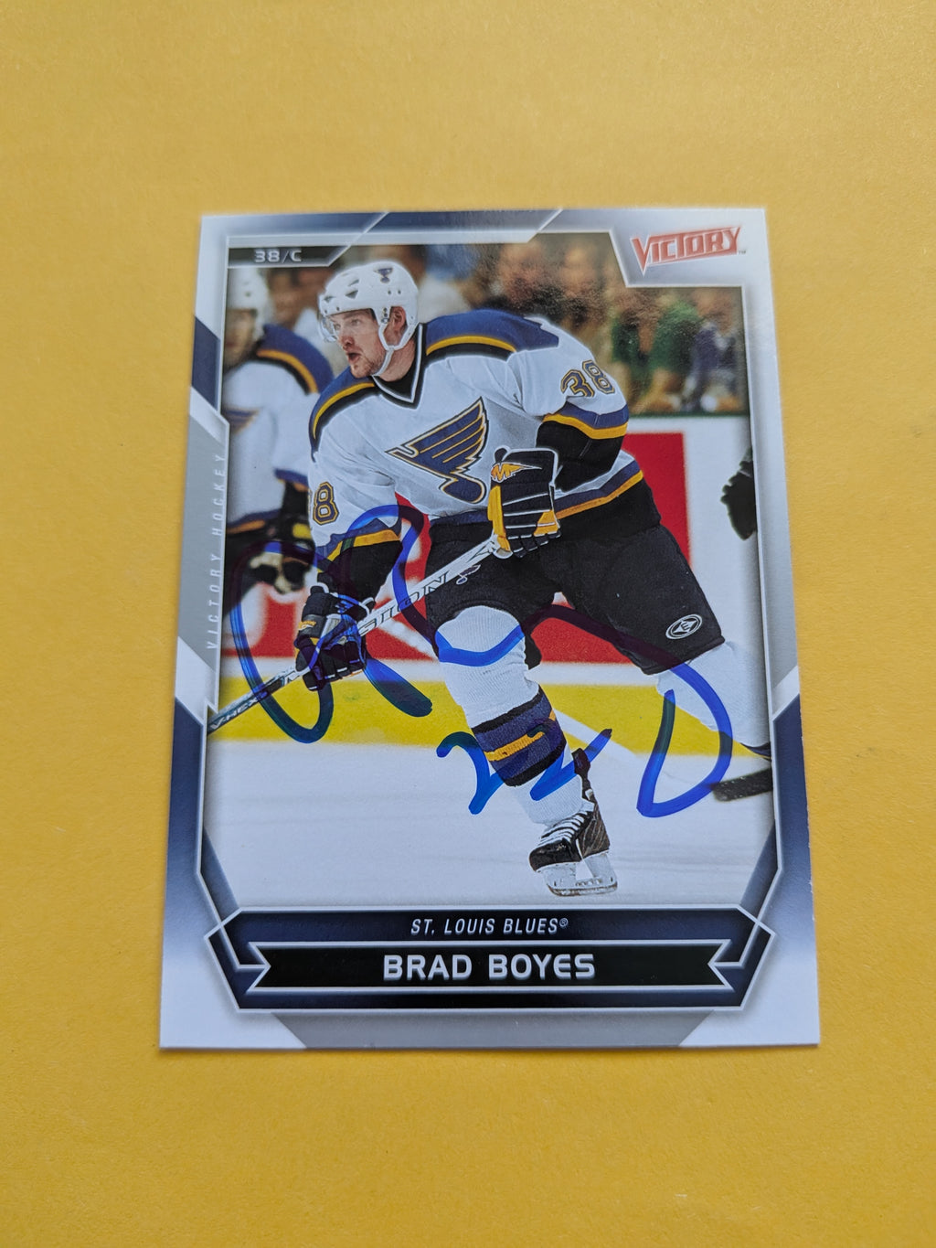 Brad Boyes Signed St. Louis Blues Card A