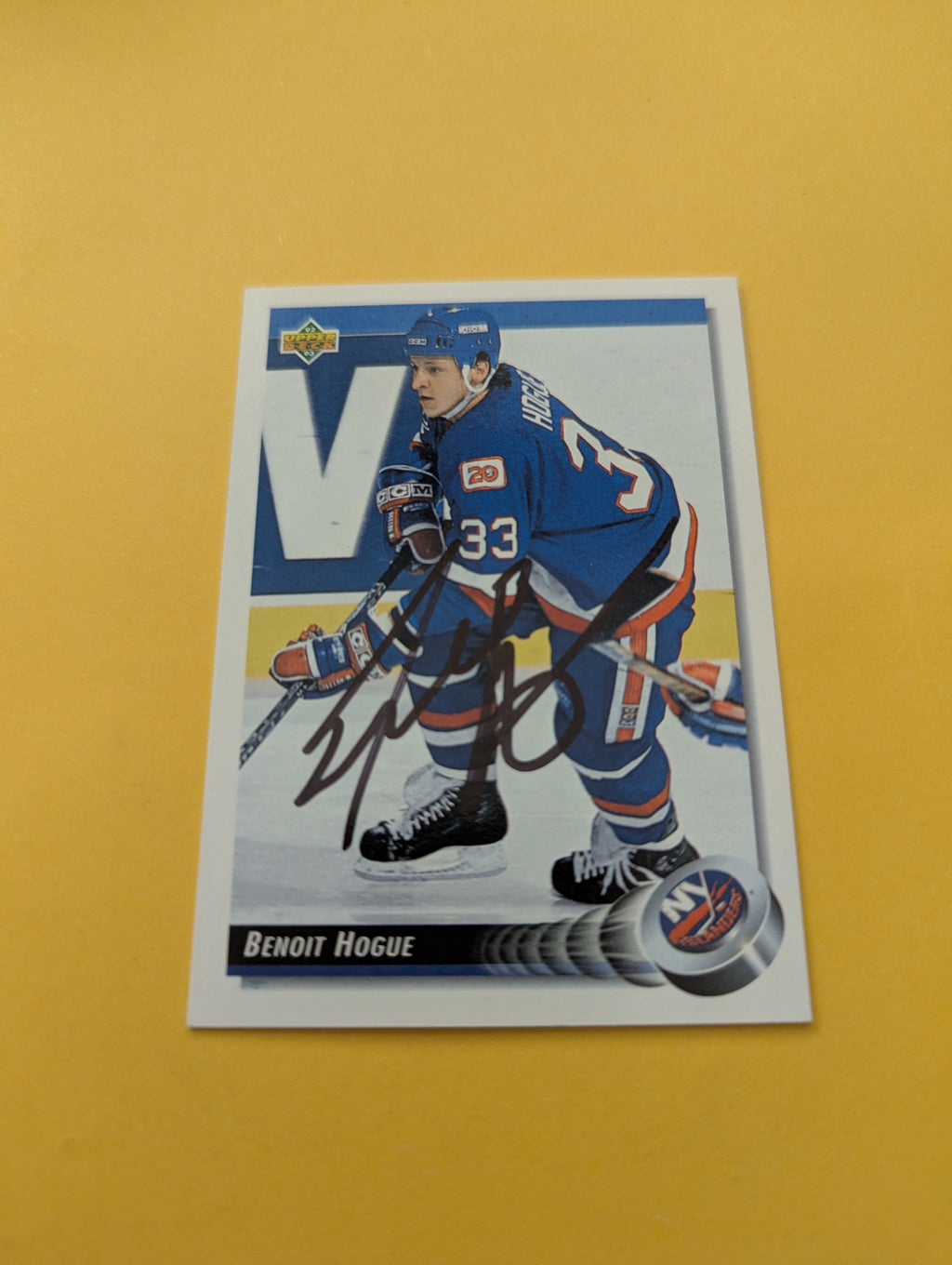 Benoit Hogue Signed New York Islanders Card