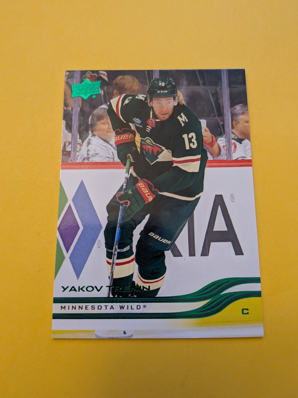 Yakov Trenin 25-26 Upper Deck Green Holiday Card