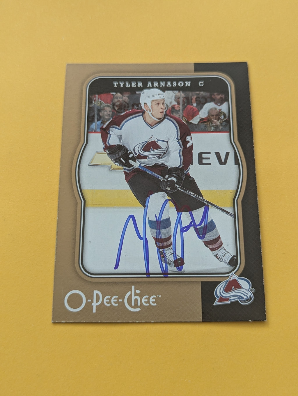 Tyler Arnason Signed Colorado Avalanche Card