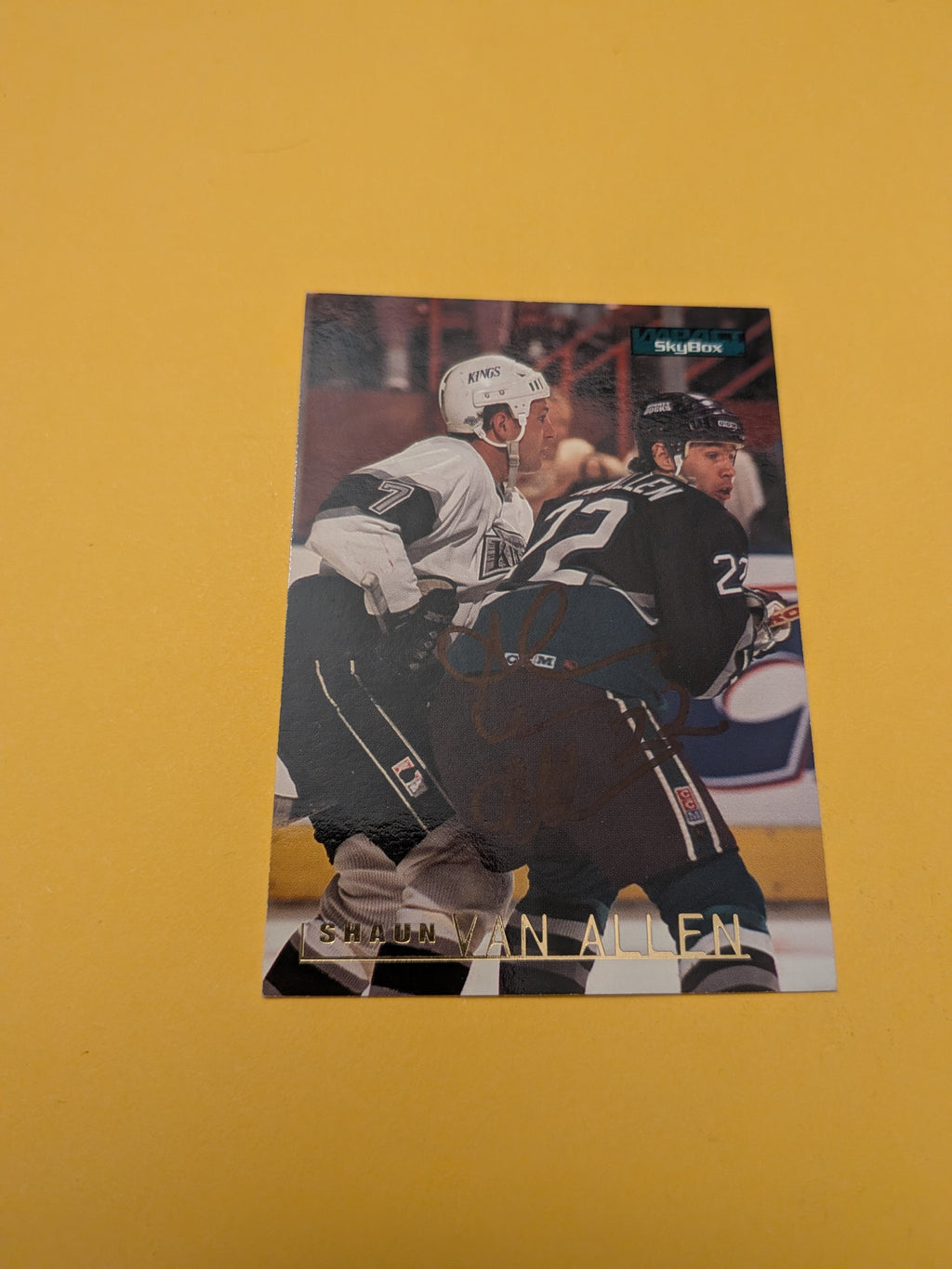 Shaun Van Allen Signed Anaheim Ducks Card A