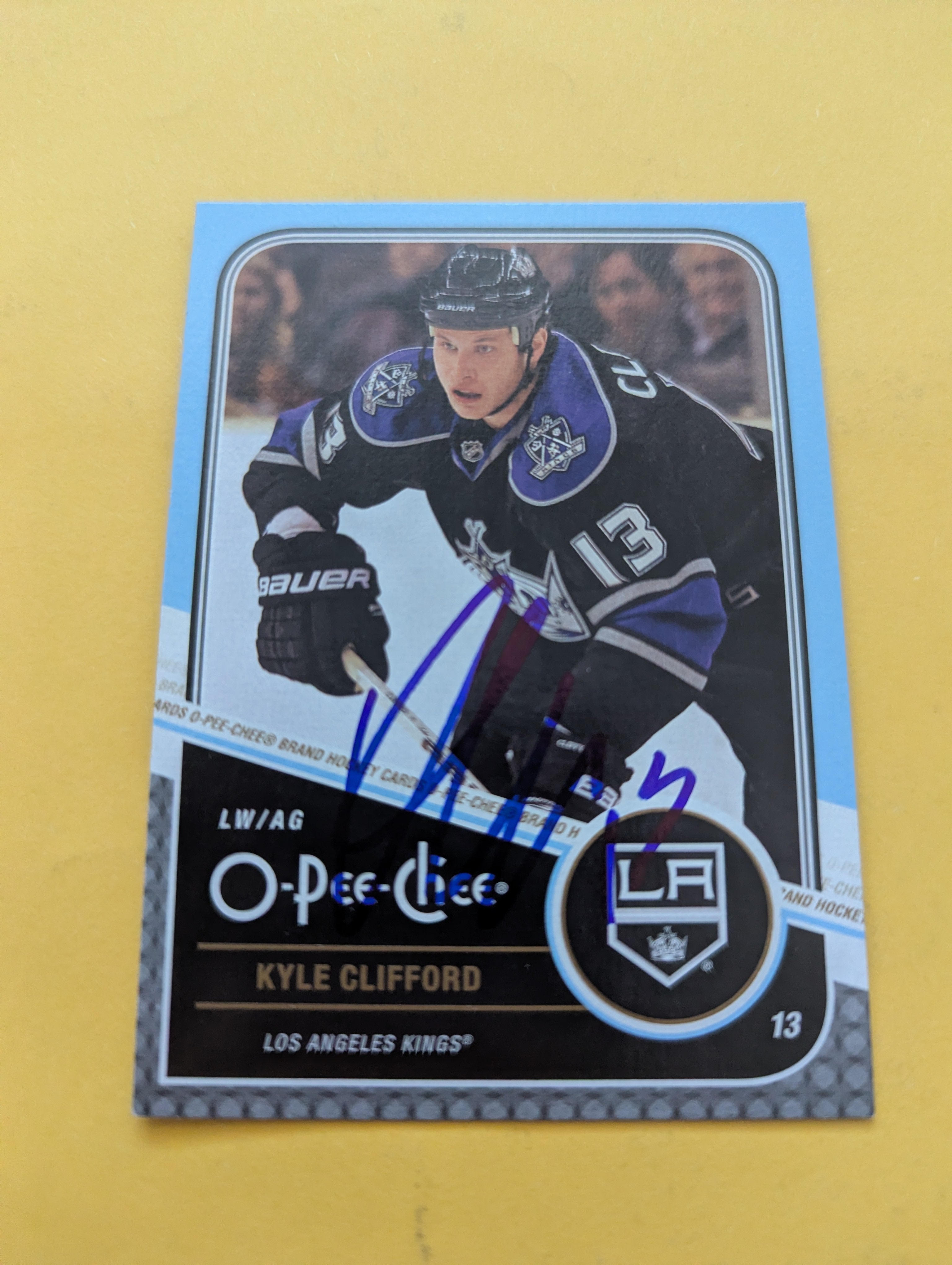 Kyle Clifford Signed Los Angeles Kings Card A
